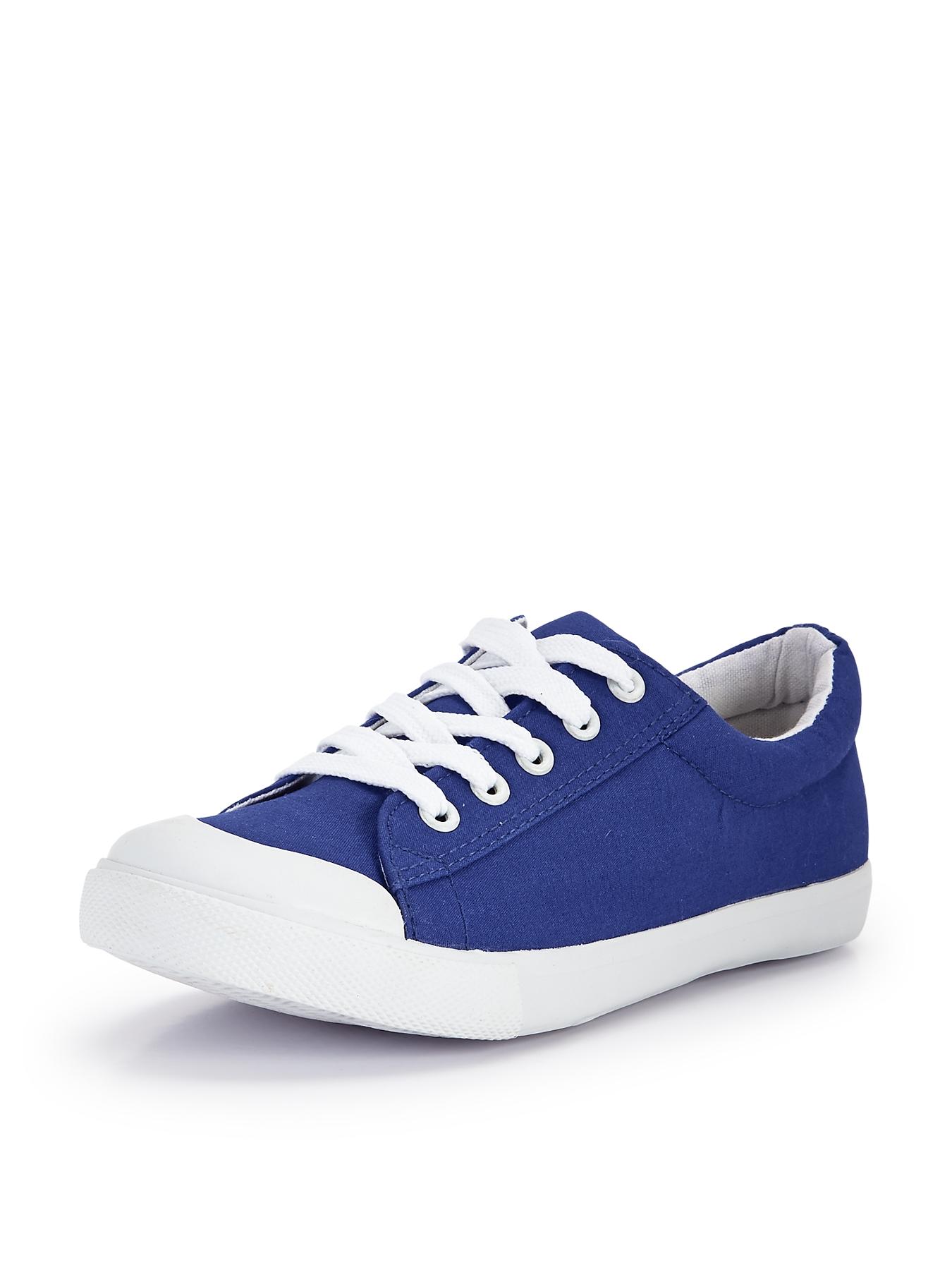 Stuey Boys Plimsolls, White Stuey Boys Plimsolls, White