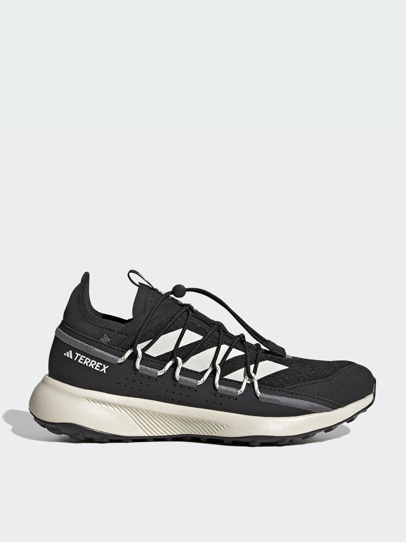undefined Terrex Voyager 21 Travel Shoes - Black
