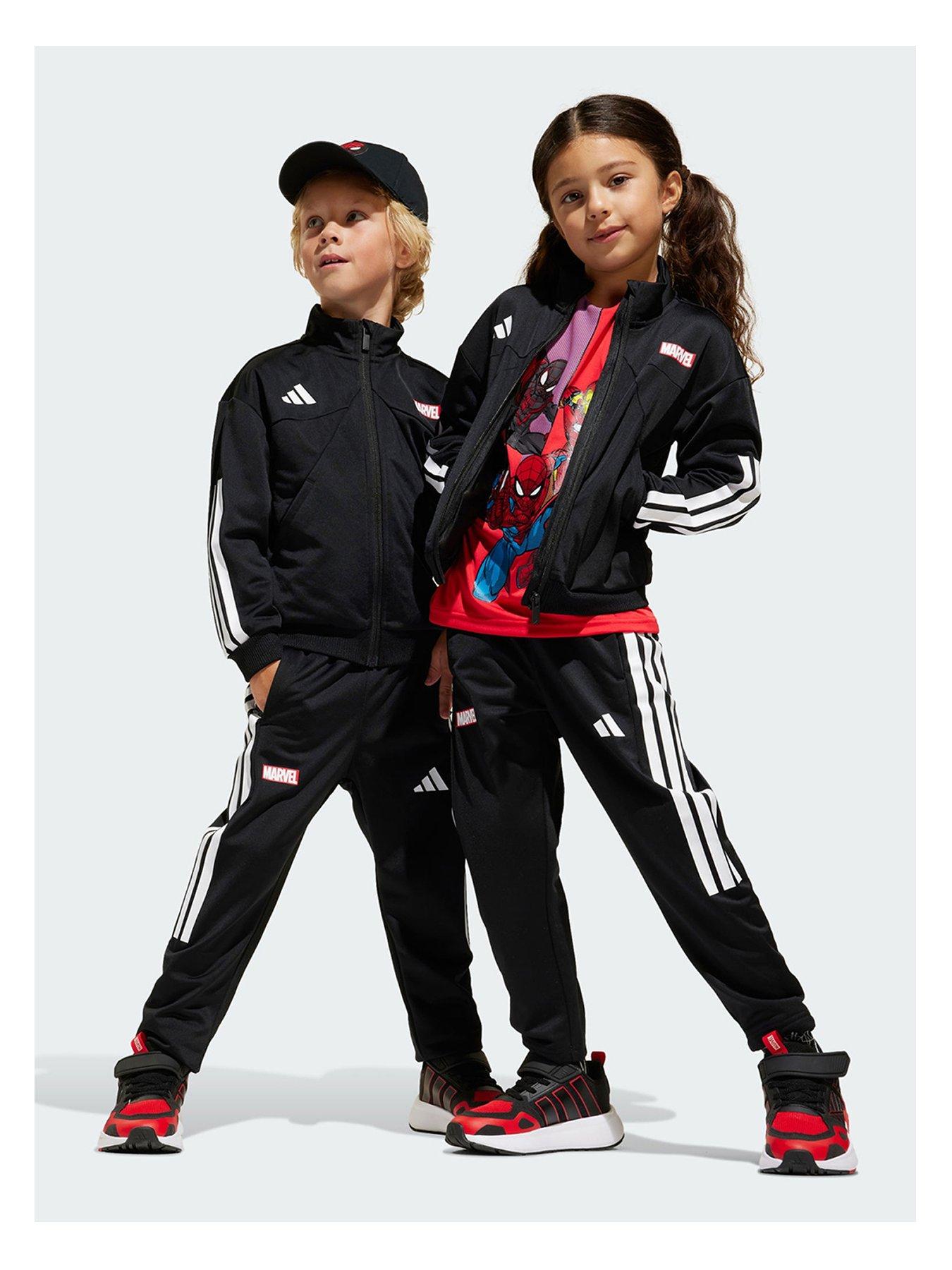 adidas-marvel-spider-man-tiro-suit-kids