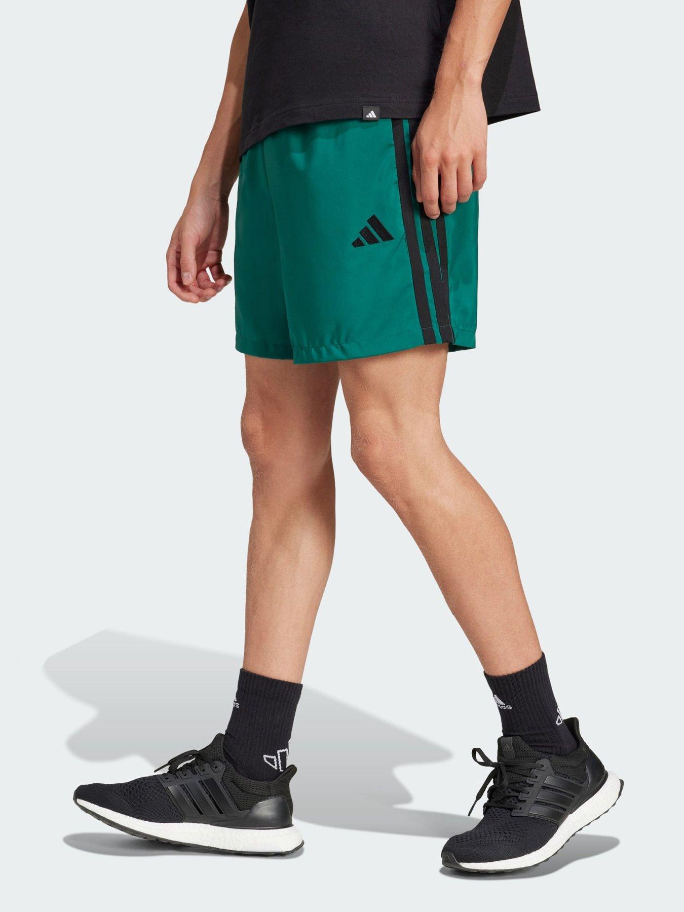 adidas-essentials-3-stripes-chelsea-shorts-green