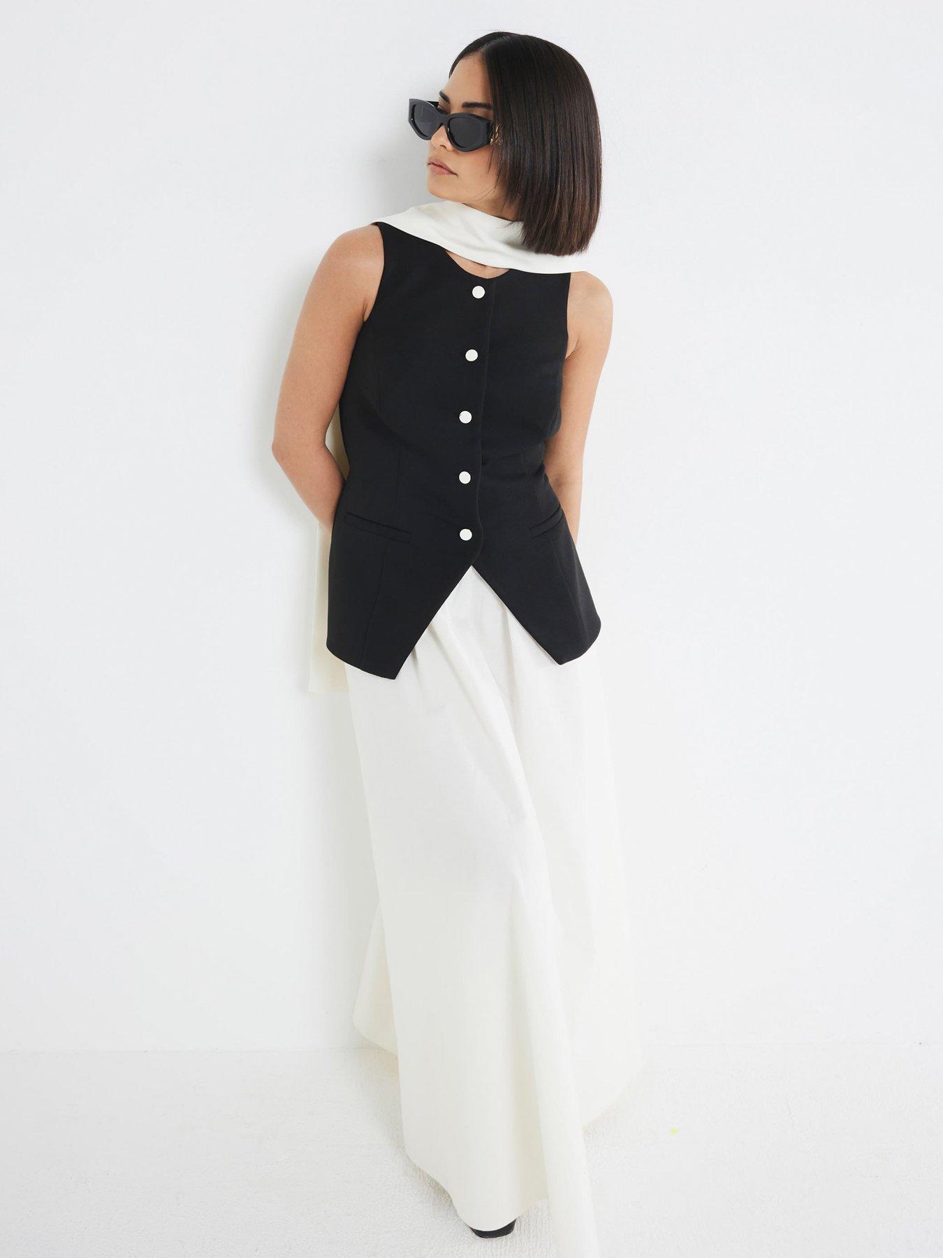 undefined Petite Hybrid Waistcoat Maxi Dress - Black