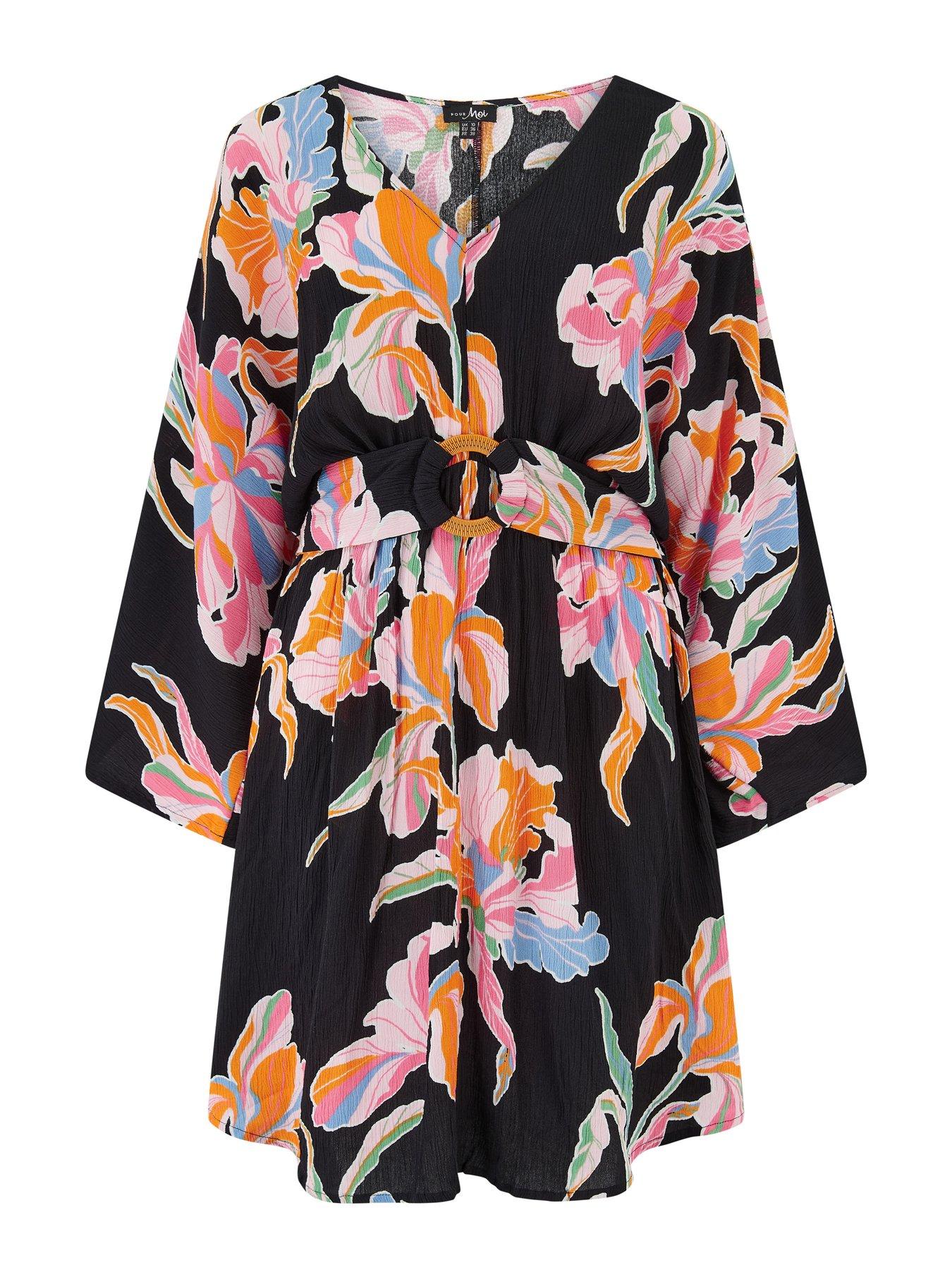 Image 3 of 4 of Pour Moi Crinkle O-Ring Woven Beach Kaftan