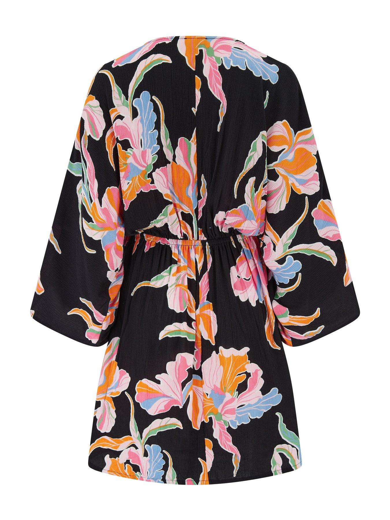 Image 4 of 4 of Pour Moi Crinkle O-Ring Woven Beach Kaftan