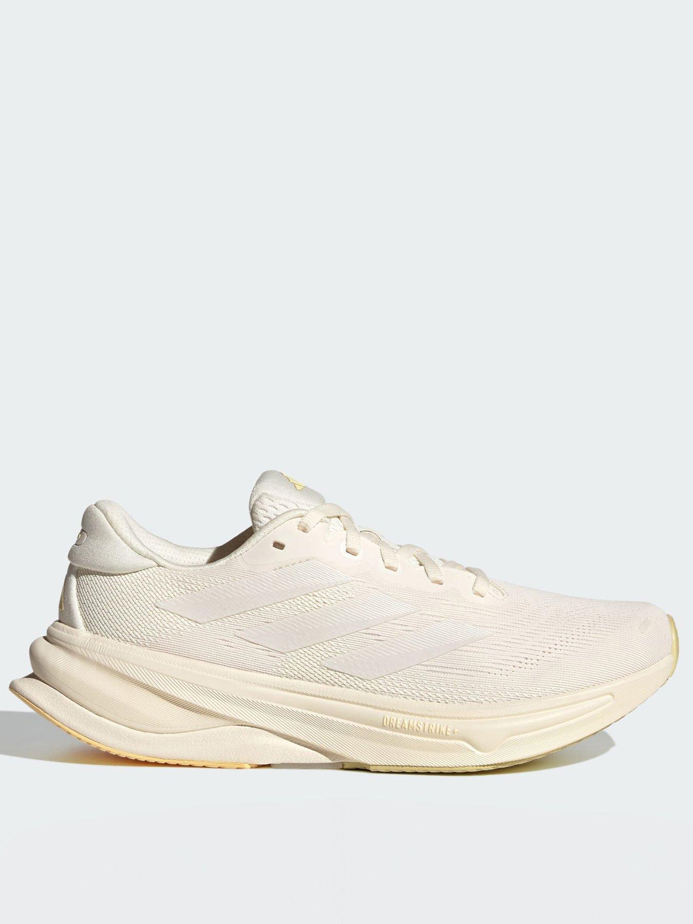 undefined Supernova Solution 2.0 Running Shoes