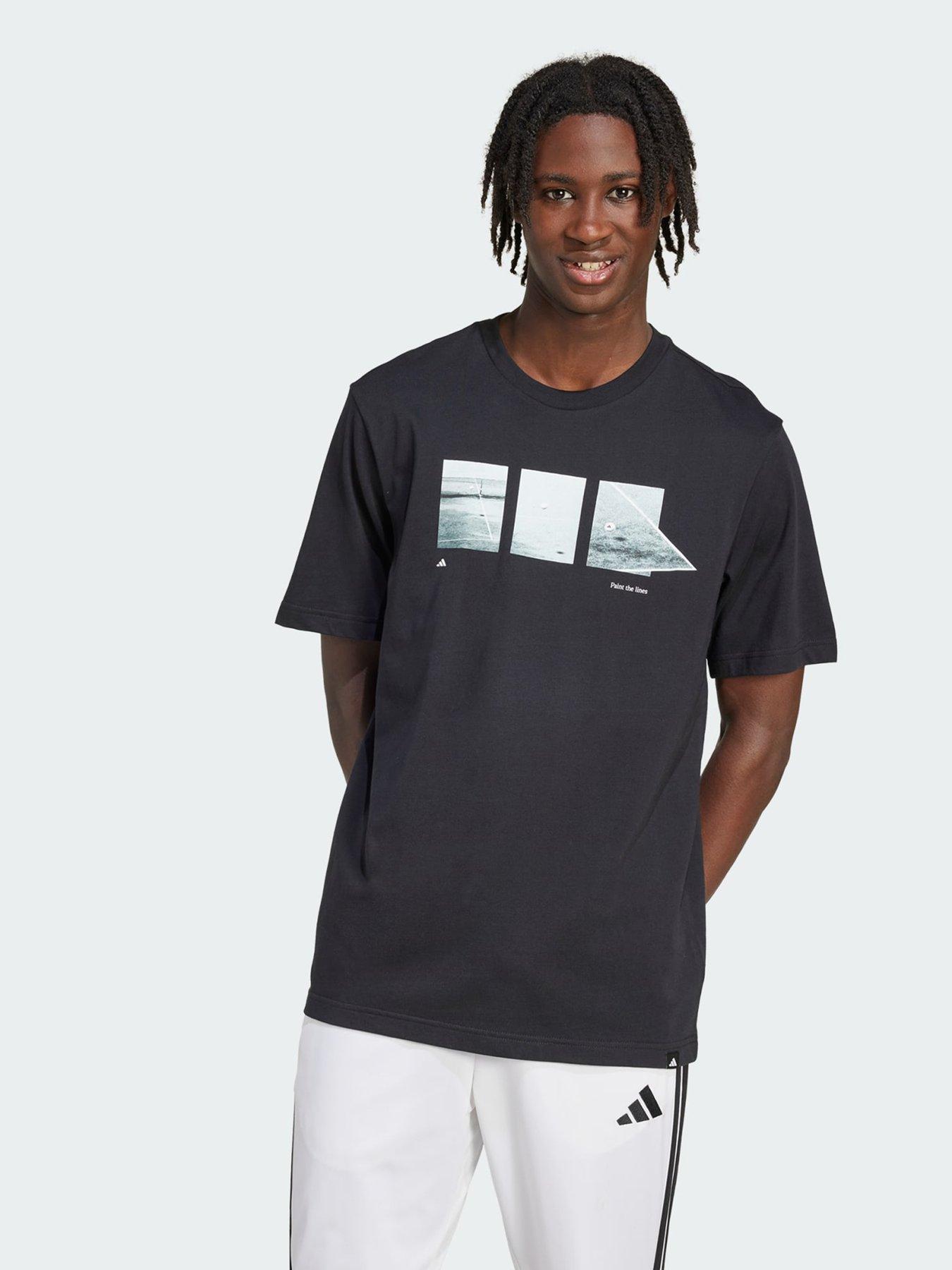undefined Lens Power Of Three Graphic Tee - Black