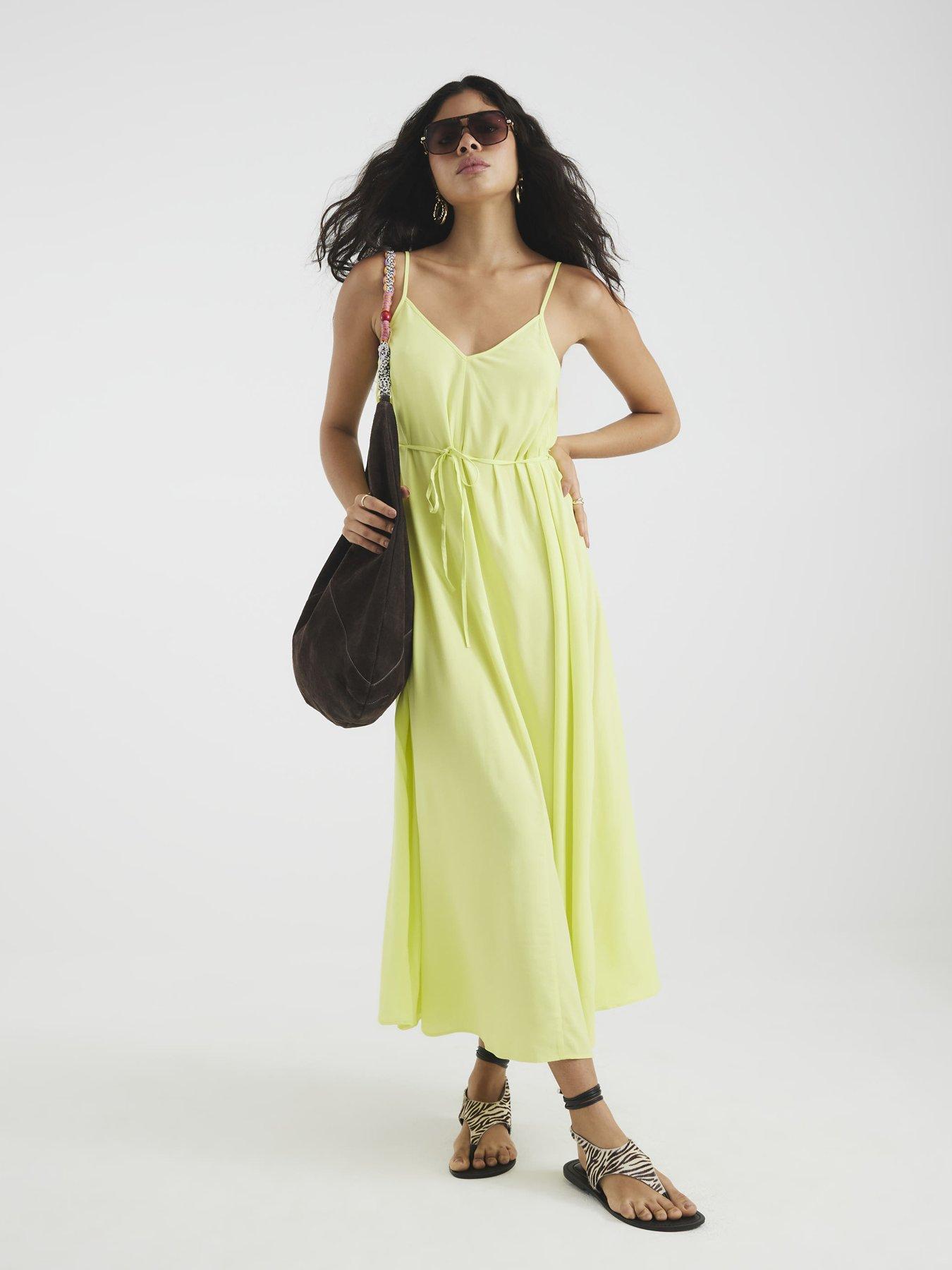 undefined Sleeveless Tie Waist Maxi Dress