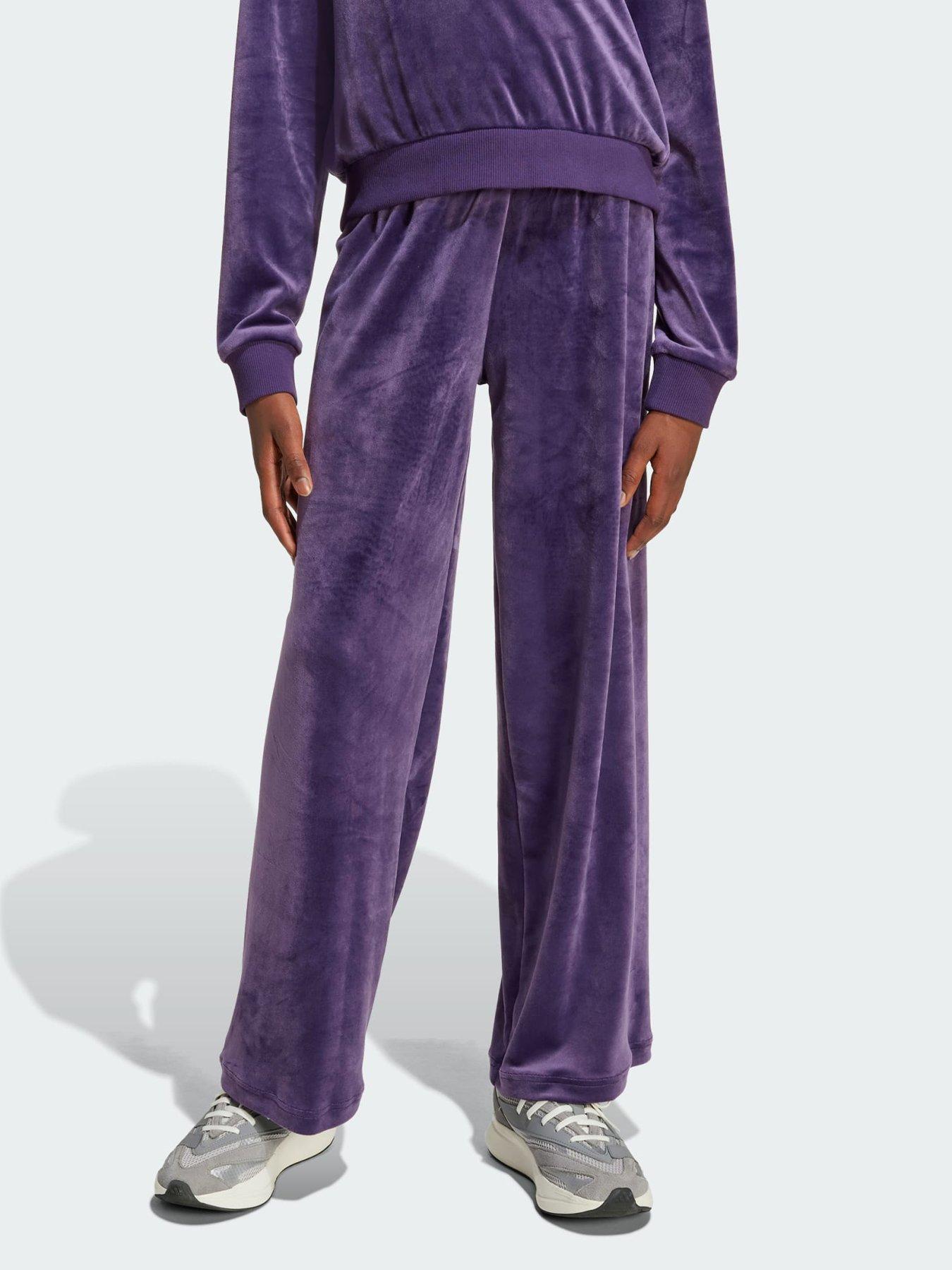undefined Seasonal Essentials Holiday Pack Wide Leg Pant