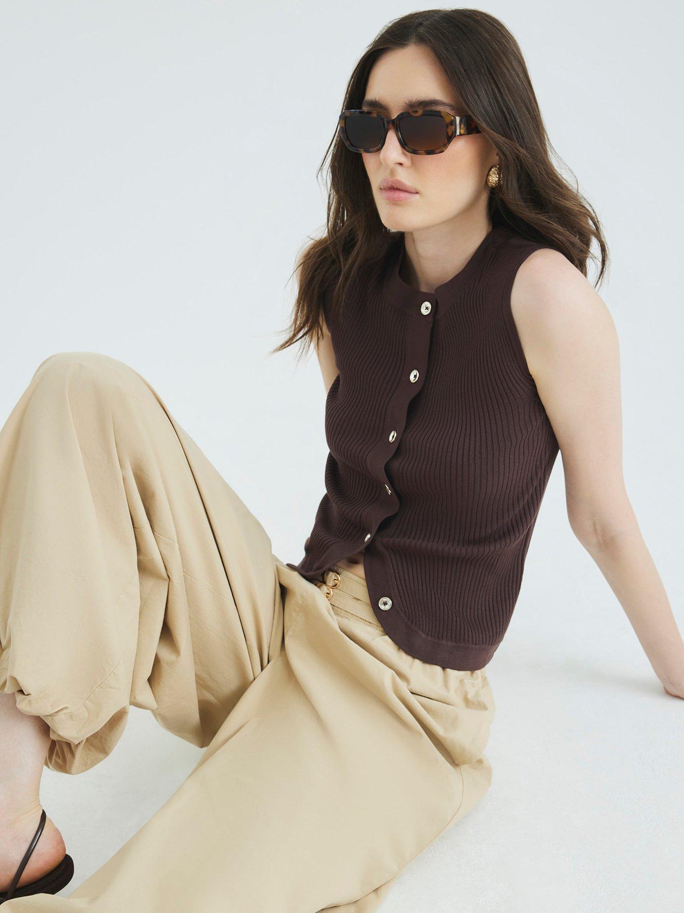 Image 2 of 4 of River Island Curved Hem Ribbed Top