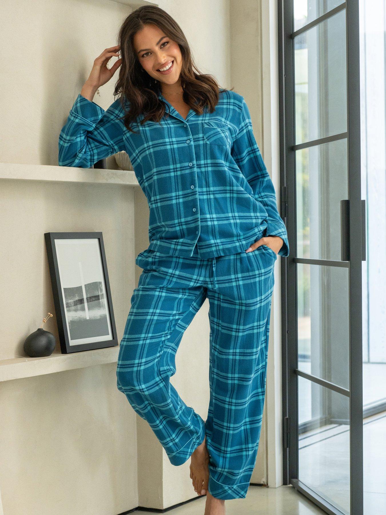 undefined Cosy Check Brushed Cotton Pyjama Gift Set