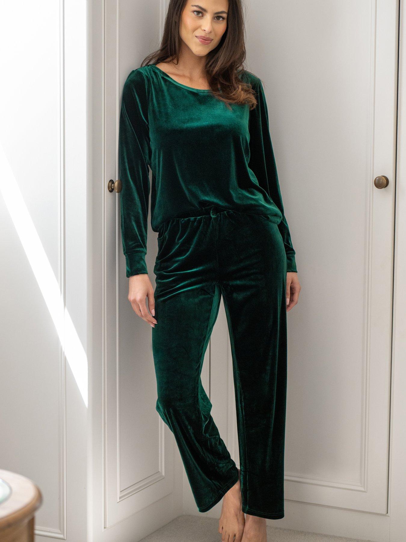 undefined Velour Lounge Pyjama Set