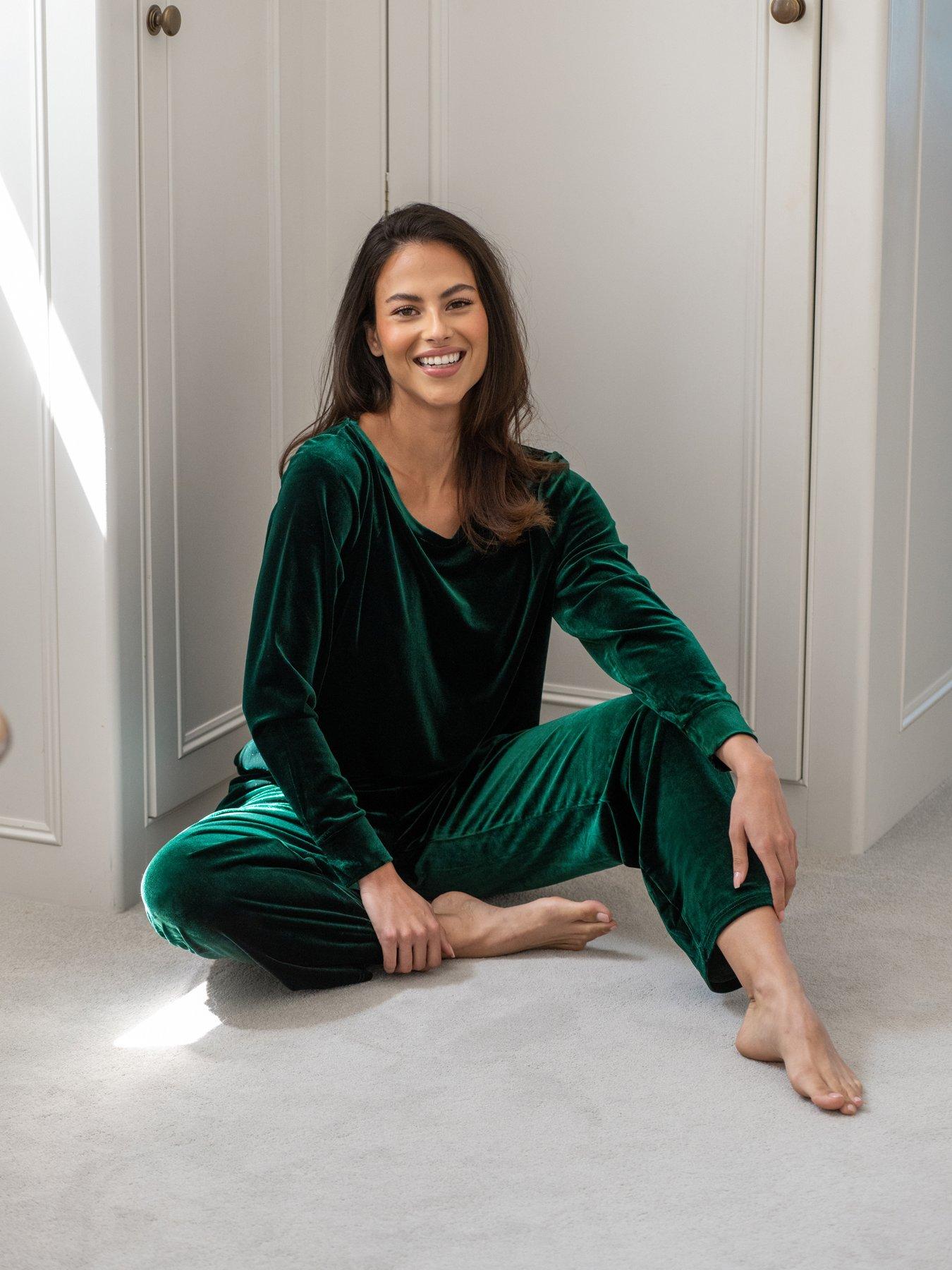 Image 3 of 4 of Pour Moi Velour Lounge Pyjama Set