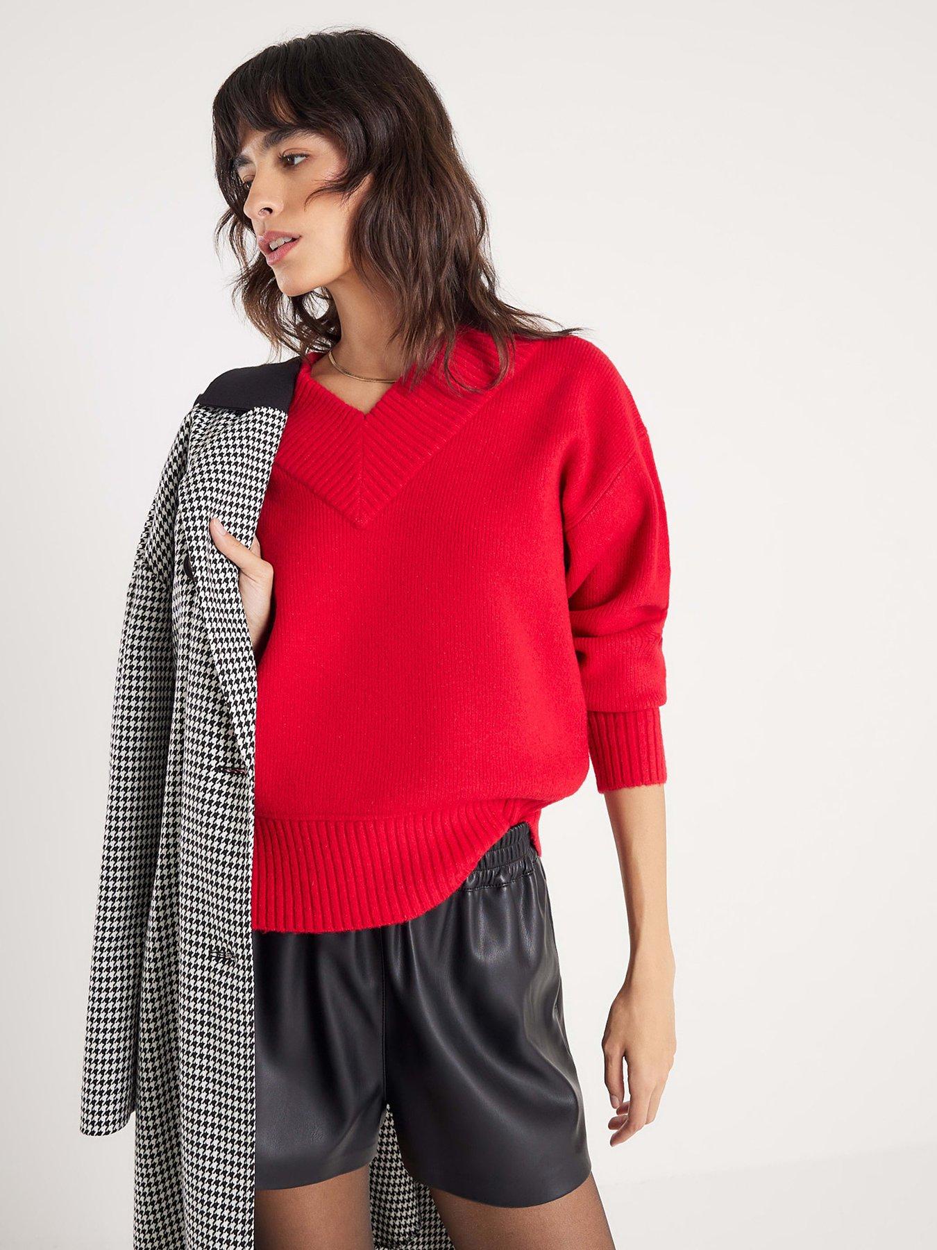 Image 3 of 4 of River Island Knitted V Neck Jumper - Red