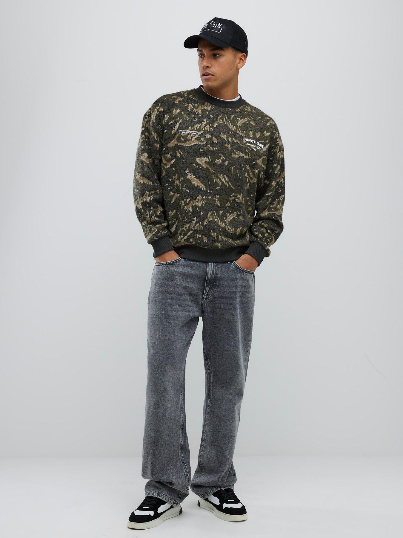 Image 3 of 4 of River Island Sanctuaire Camouflage Sweatshirt - Green