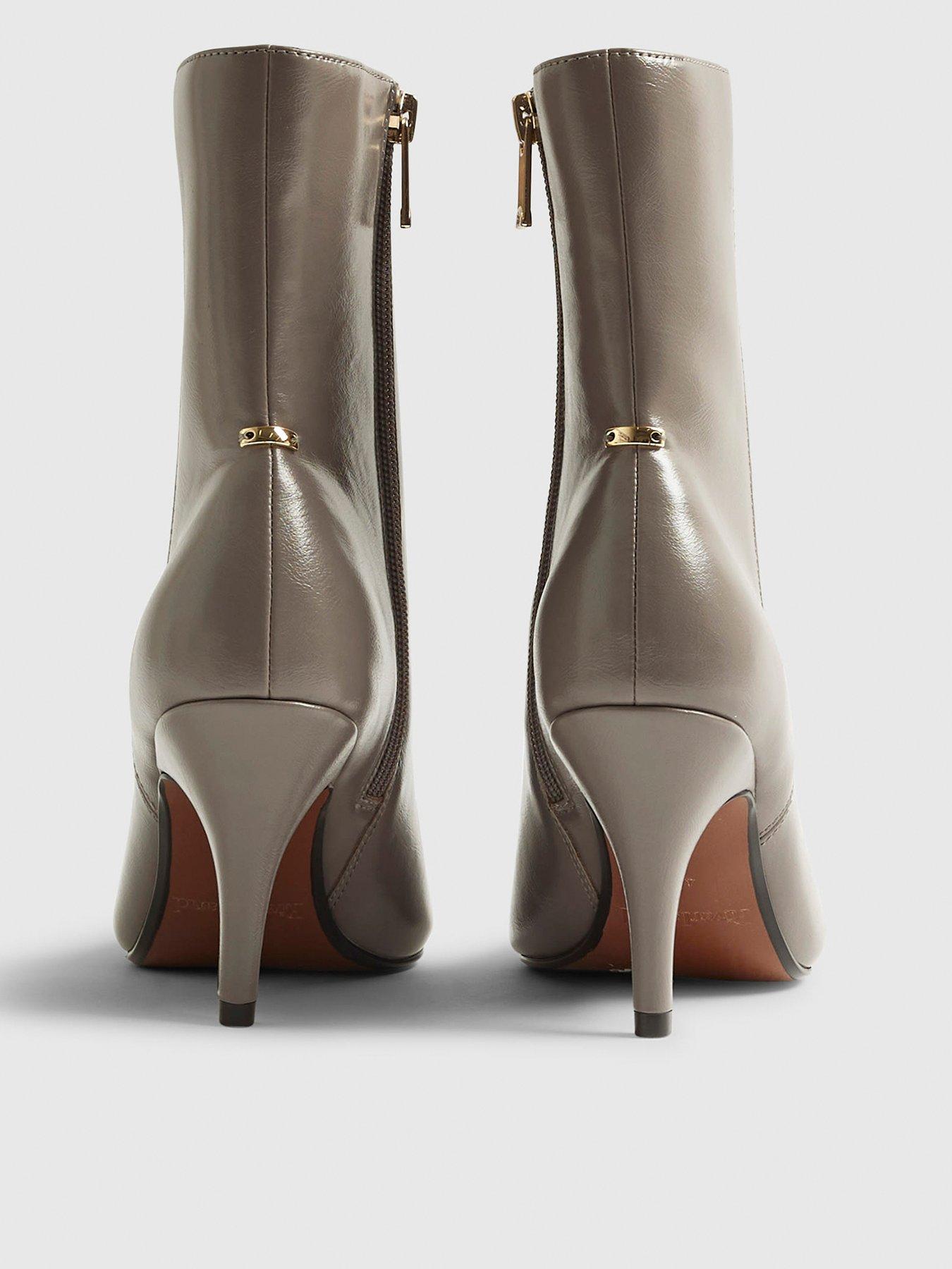 Image 3 of 4 of River Island Chisel Toe Heeled Ankle Boots - Grey