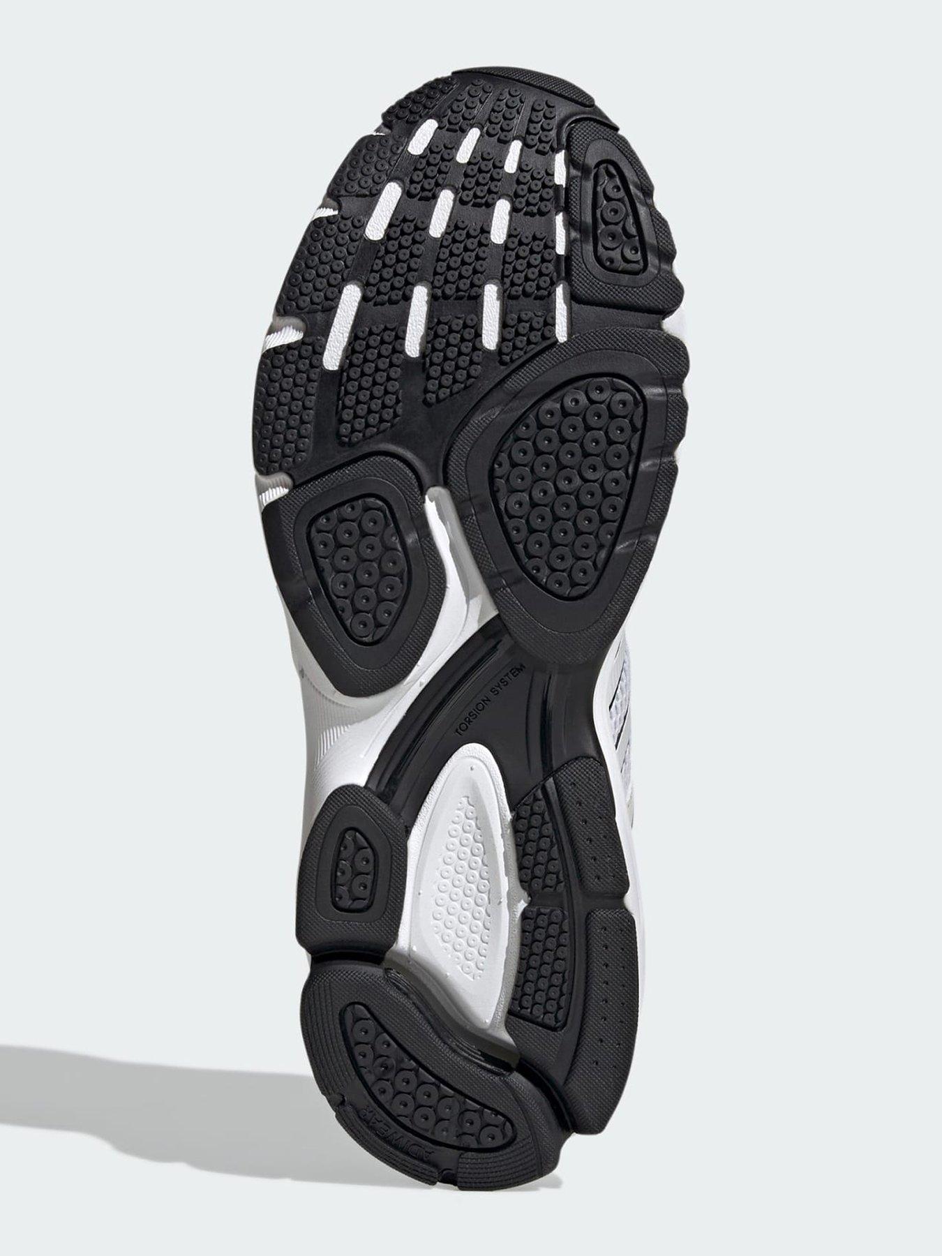 Image 5 of 7 of adidas SPIRITAIN 2000 Trainers