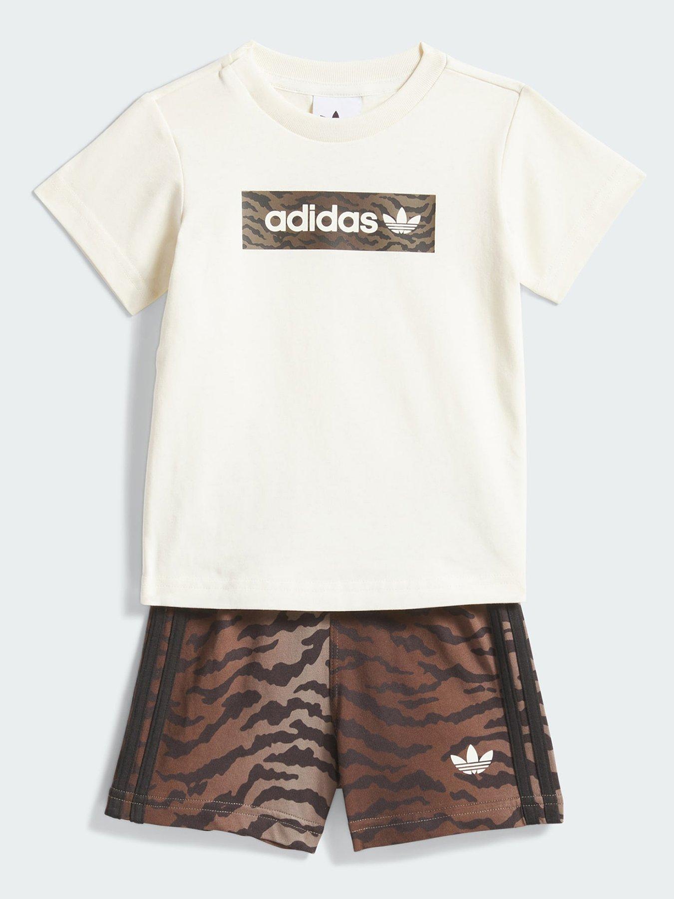 adidas-originals-aop-short-t-shirt-set