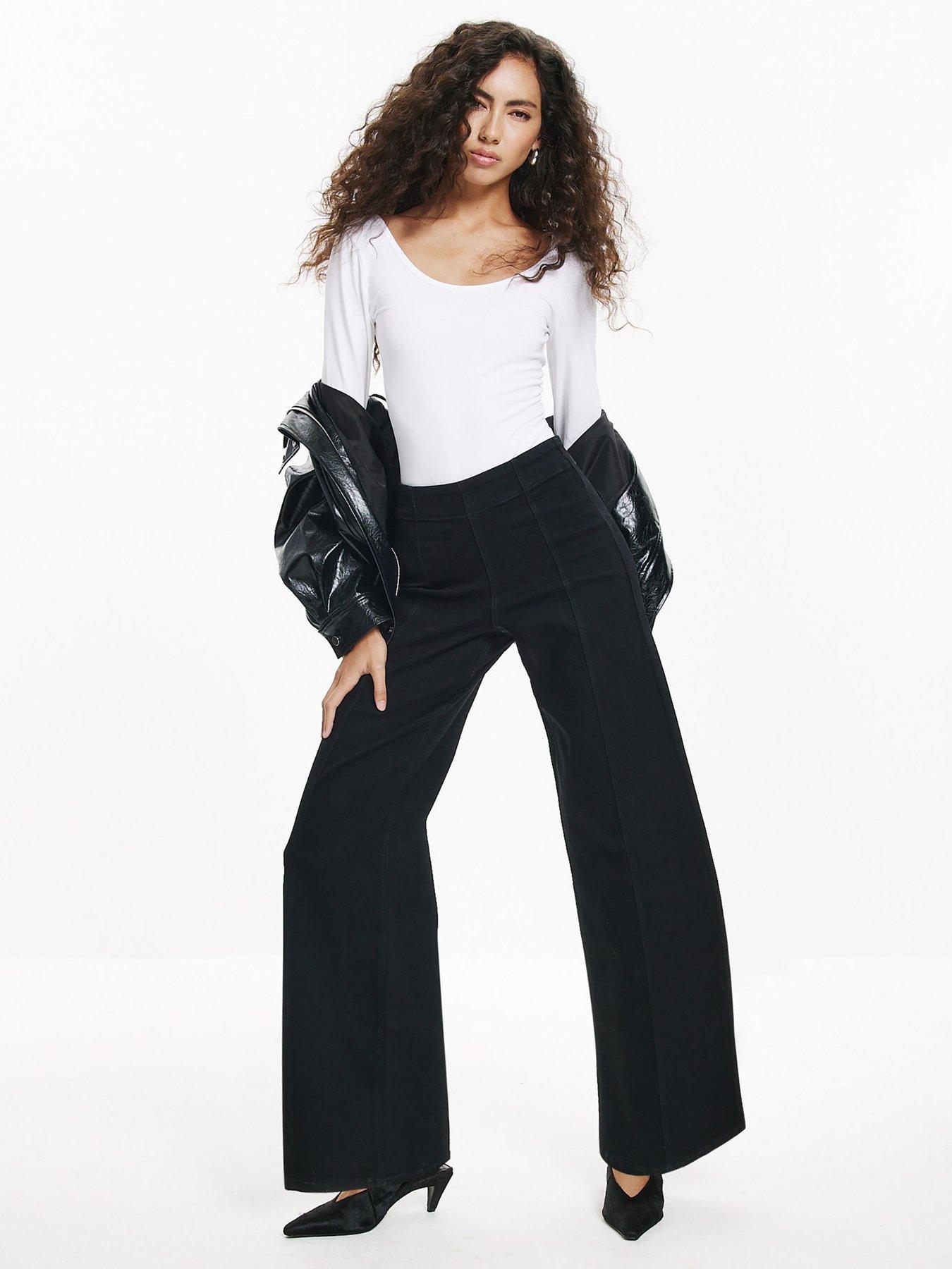 Image 3 of 4 of River Island Pull-on Sculpt Palazzo Jeans - Black