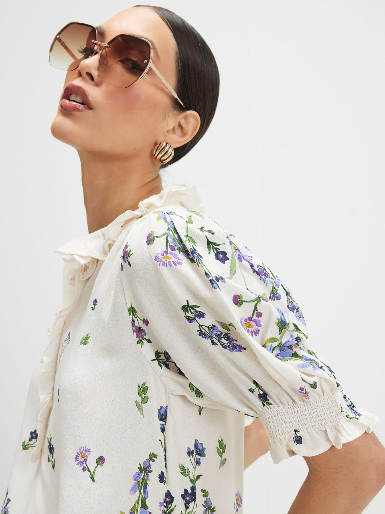 Image 4 of 4 of River Island Floral Blouse