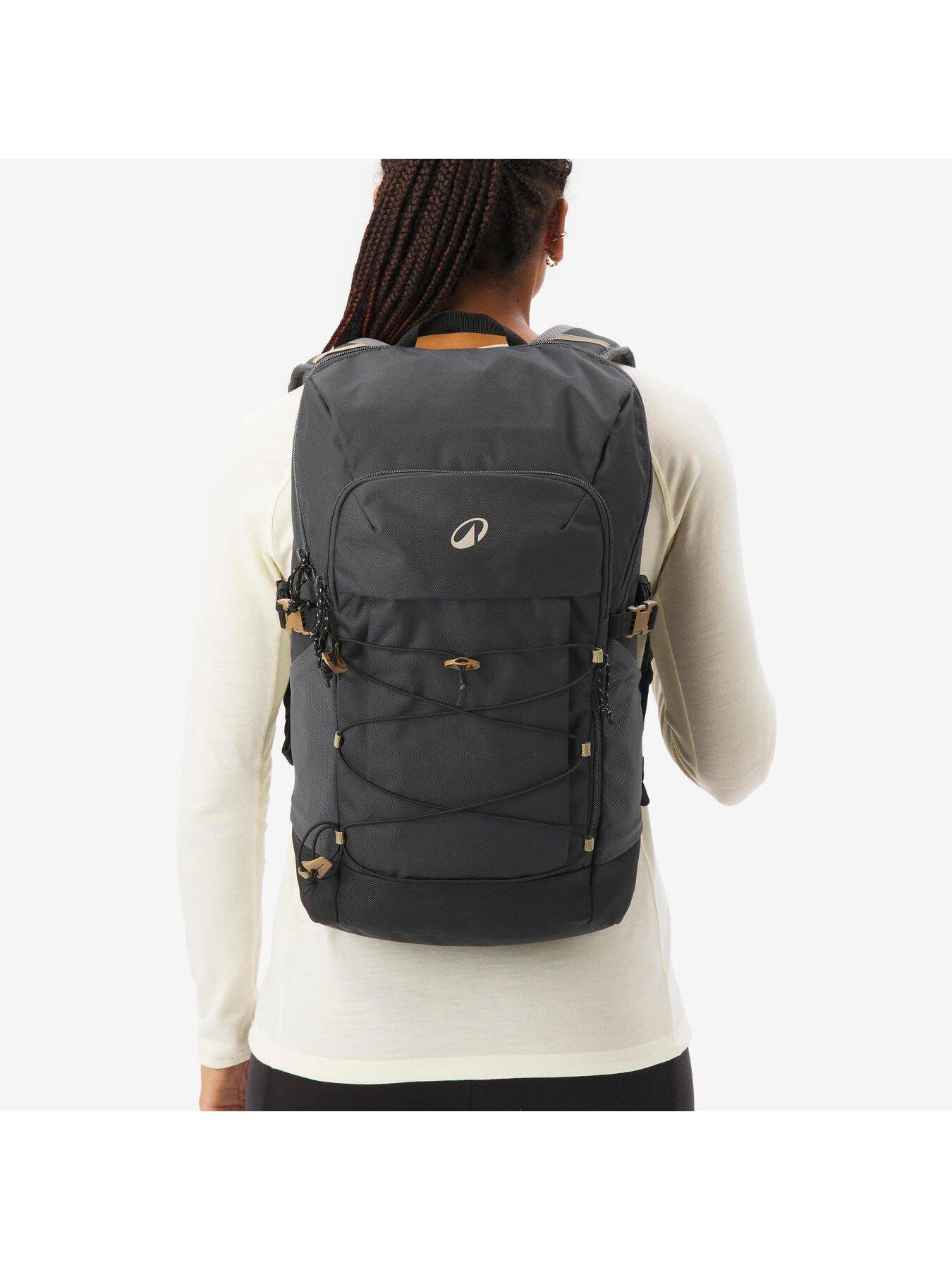 Image 7 of 7 of Decathlon Arpenaz 500 20L Hiking Backpack - Grey