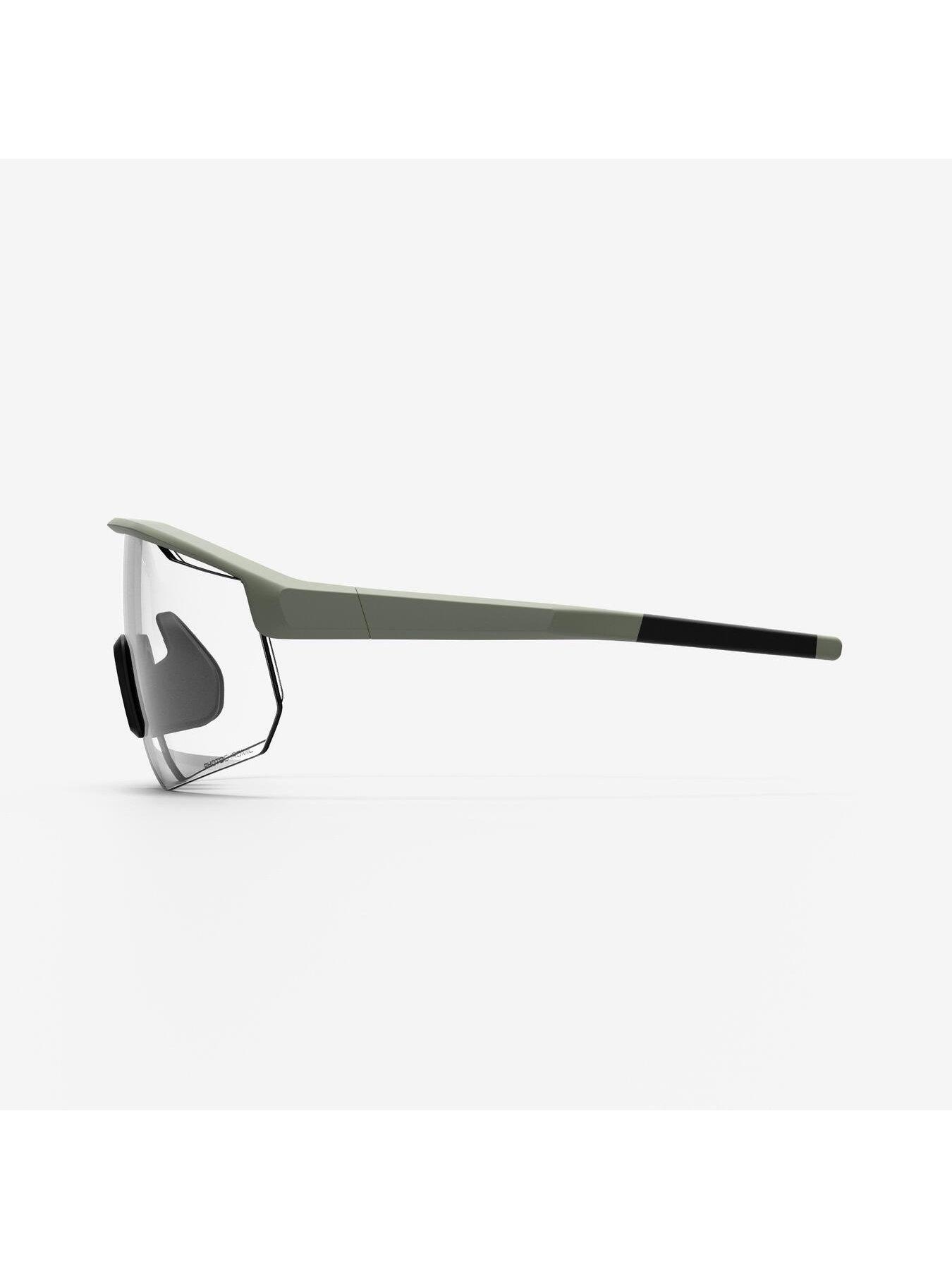 Image 4 of 6 of Decathlon Photochromic cycling glasses, category 3, Perf 500 Light - Green