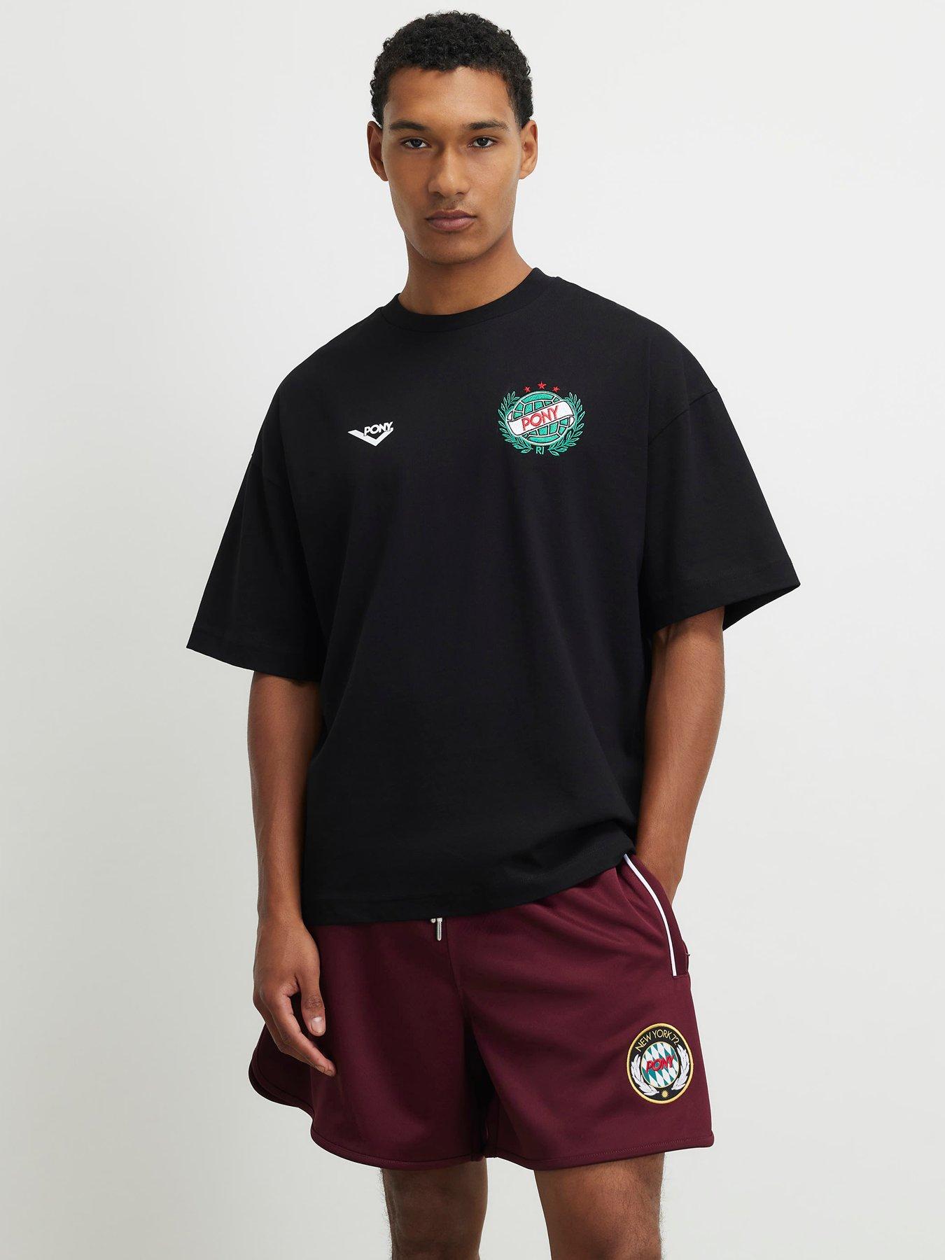 River Island Oversized Circle Crest T-shirt