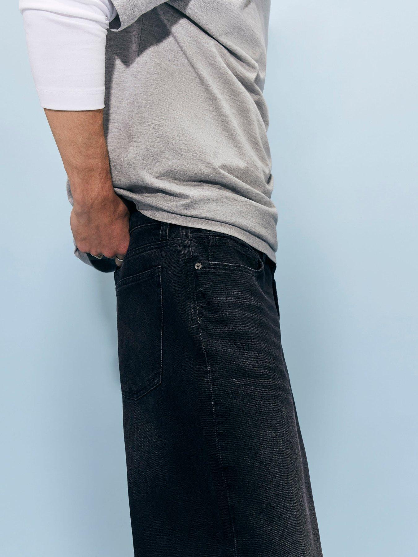 Image 4 of 4 of River Island Baggy Fit Washed Jeans
