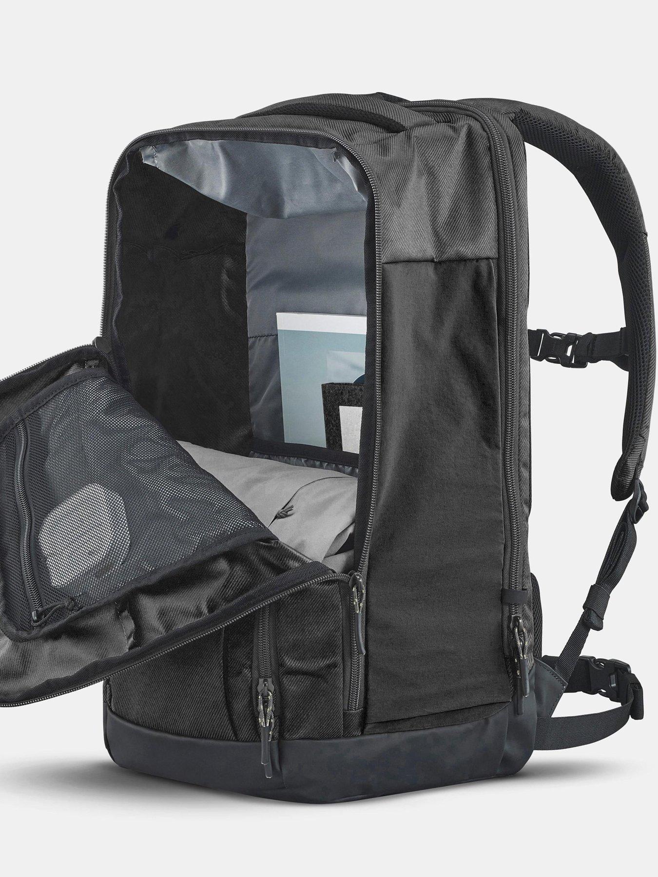 Image 3 of 7 of Decathlon 32 L laptop backpack, Escape 500 - Black