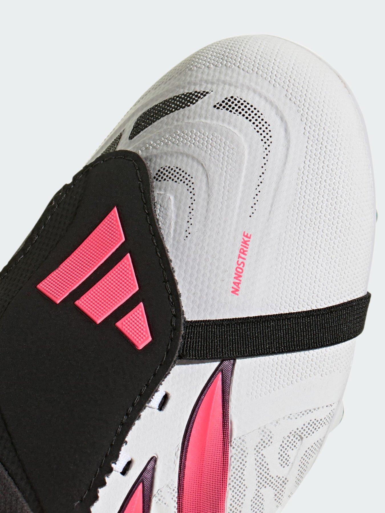 Image 6 of 7 of adidas Predator League Fold-Over Tongue Soft Ground Football Boots