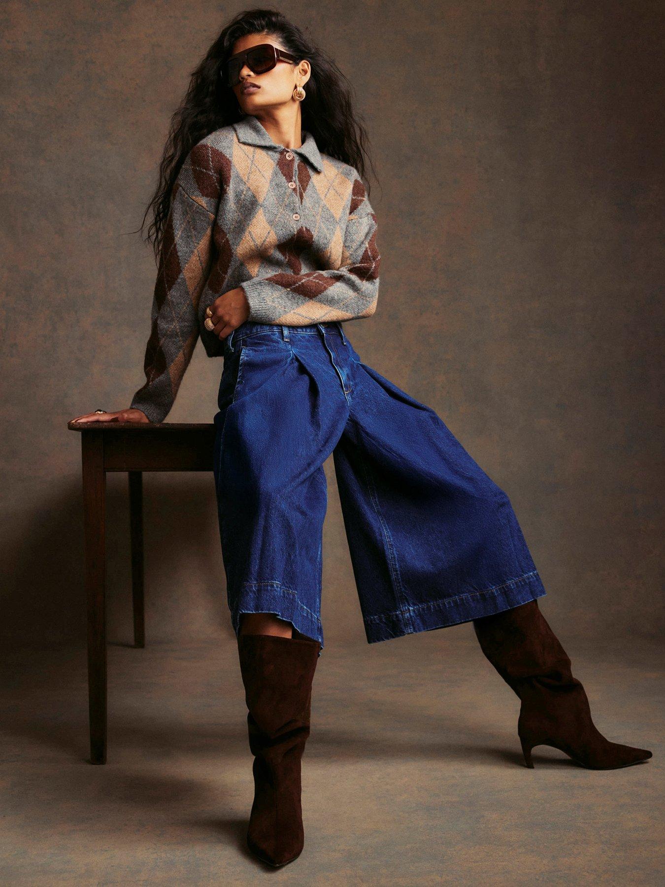 Image 1 of 4 of River Island Mid Rise Cathy Pleat Culotte Jeans - Blue