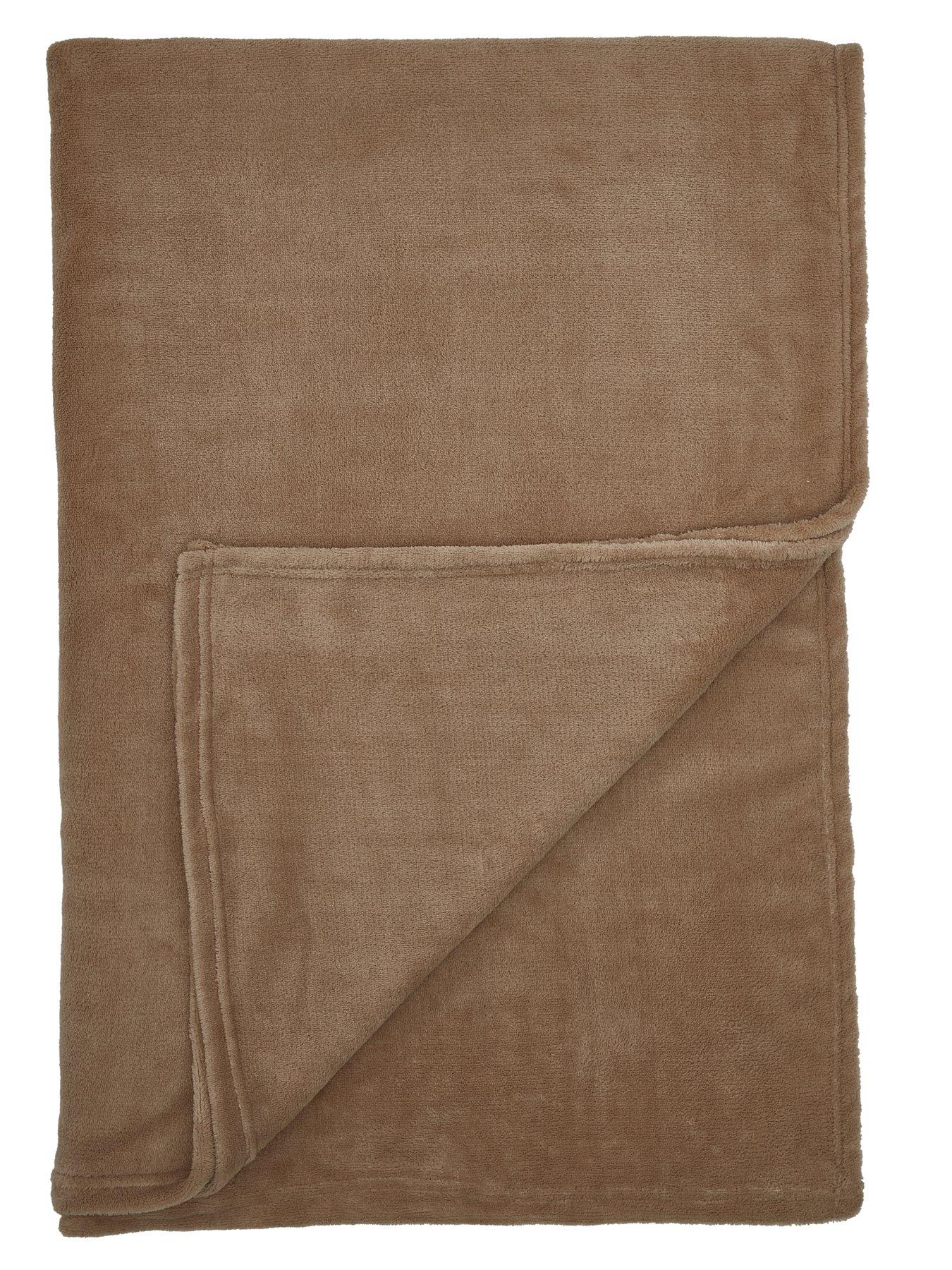 The Very Collection Micro Fleece Throw