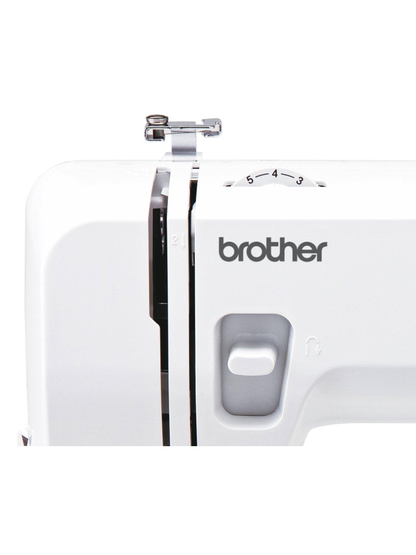 Image 3 of 4 of Brother RL417 Sewing Machine