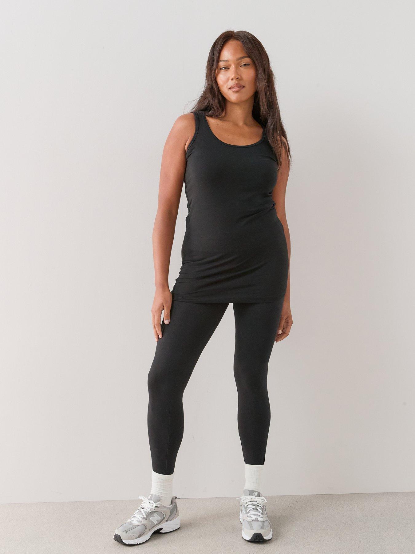 Image 6 of 7 of The Very Collection Curve Longline Slim Fit Vests (2 Pack)&nbsp; - Black/white