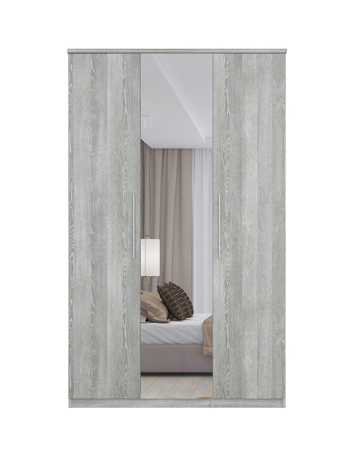 Image 2 of 6 of The Very Collection Home Essentials -&nbsp;Prague 3 Door Mirrored Wardrobe&nbsp;- FSC&reg; Certified