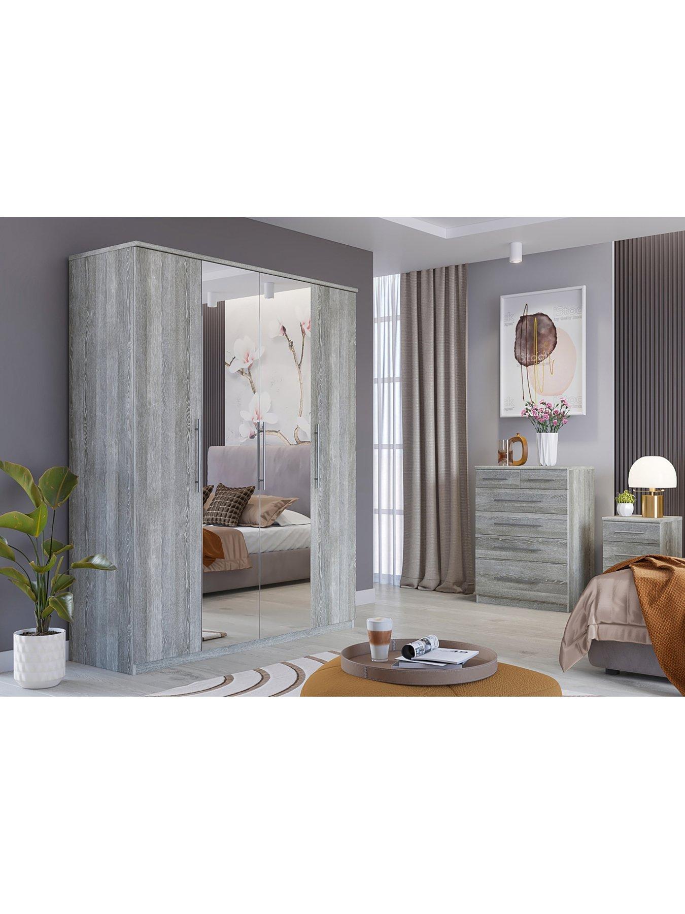 Image 5 of 6 of The Very Collection Home Essentials -&nbsp;Prague 3 Door Mirrored Wardrobe&nbsp;- FSC&reg; Certified