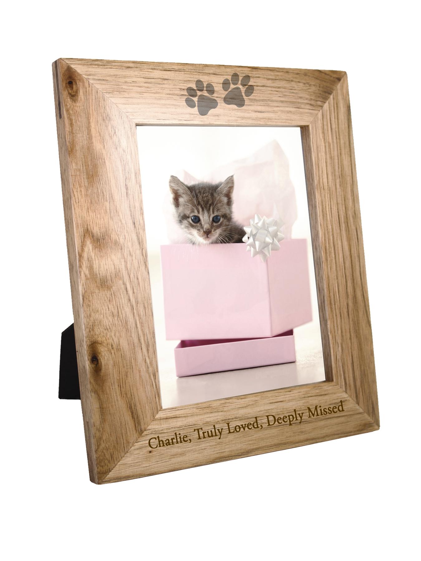 back image of the-personalised-memento-company-personalised-6x4-pet-print-wooden-photo-frame