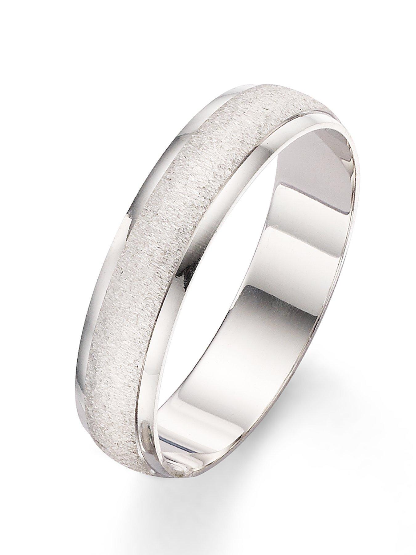 the-love-collection-9-carat-white-gold-5mm-patterned-wedding-band