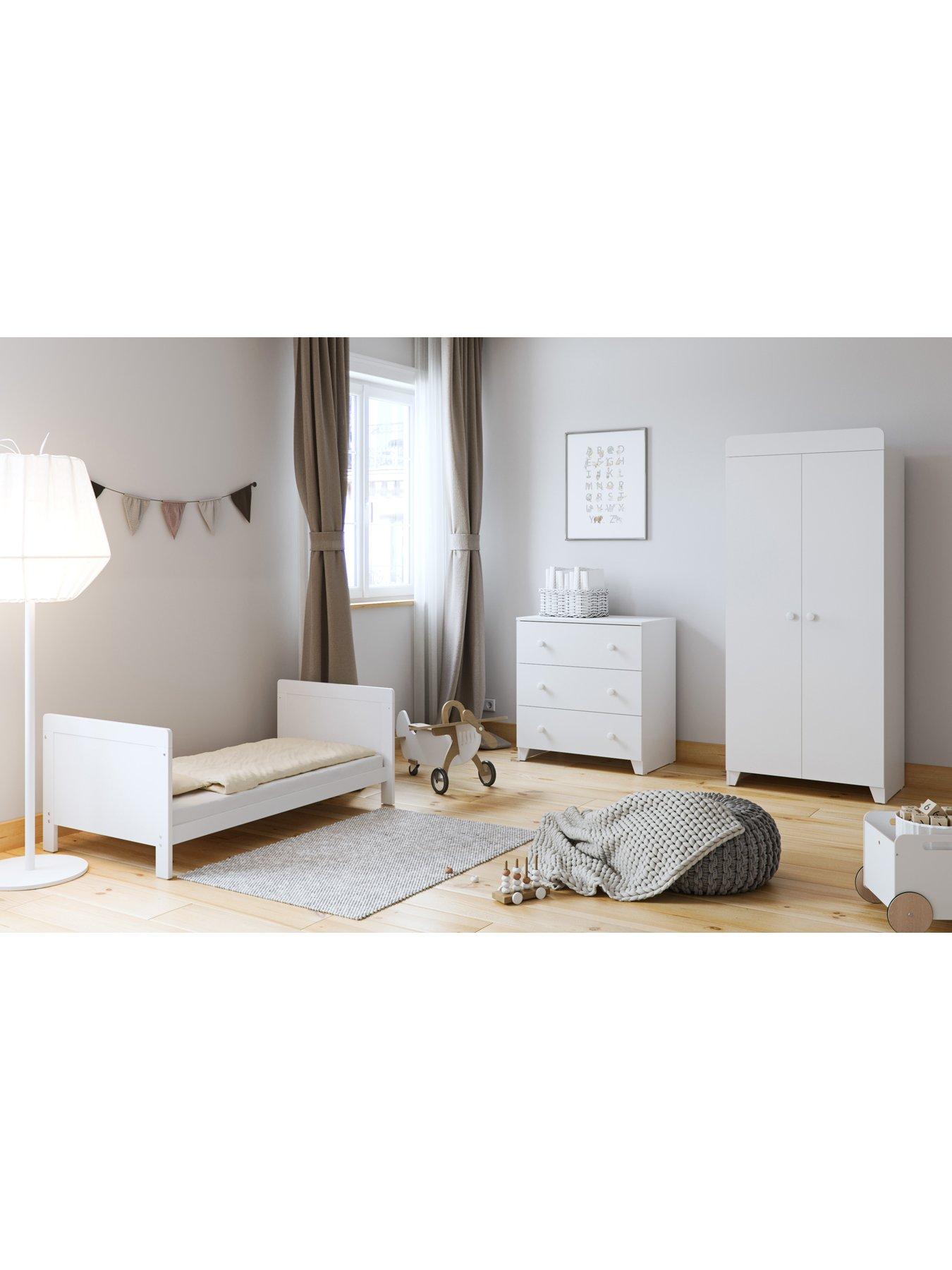 Image 6 of 6 of Little Acorns Classic Cot Bed