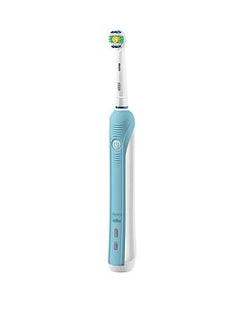 Oral-B   Pro 600 White And Clean Electric Toothbrush
