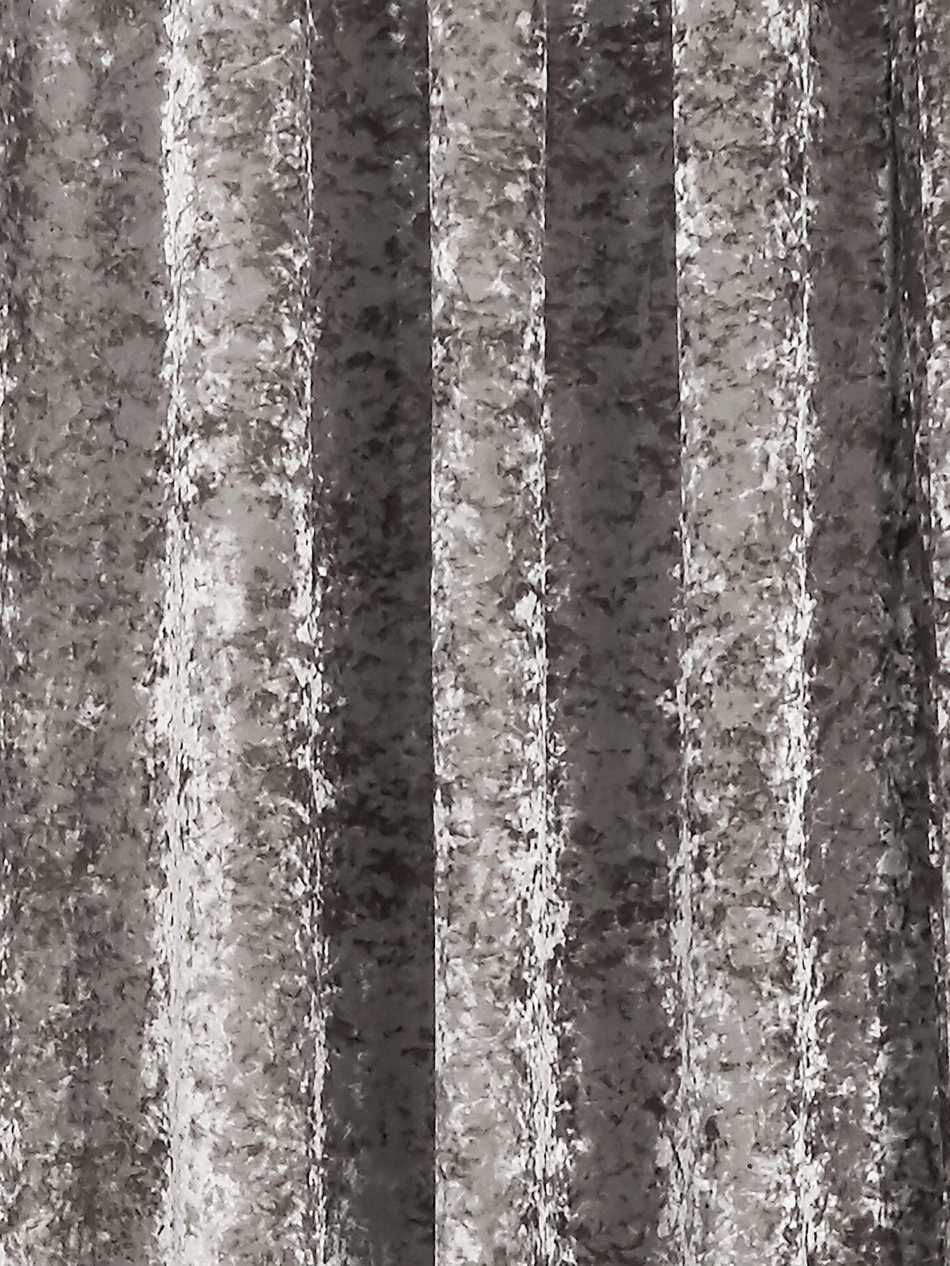 Luxe Collection Luxury Crushed Velvet Lined Eyelet Curtains