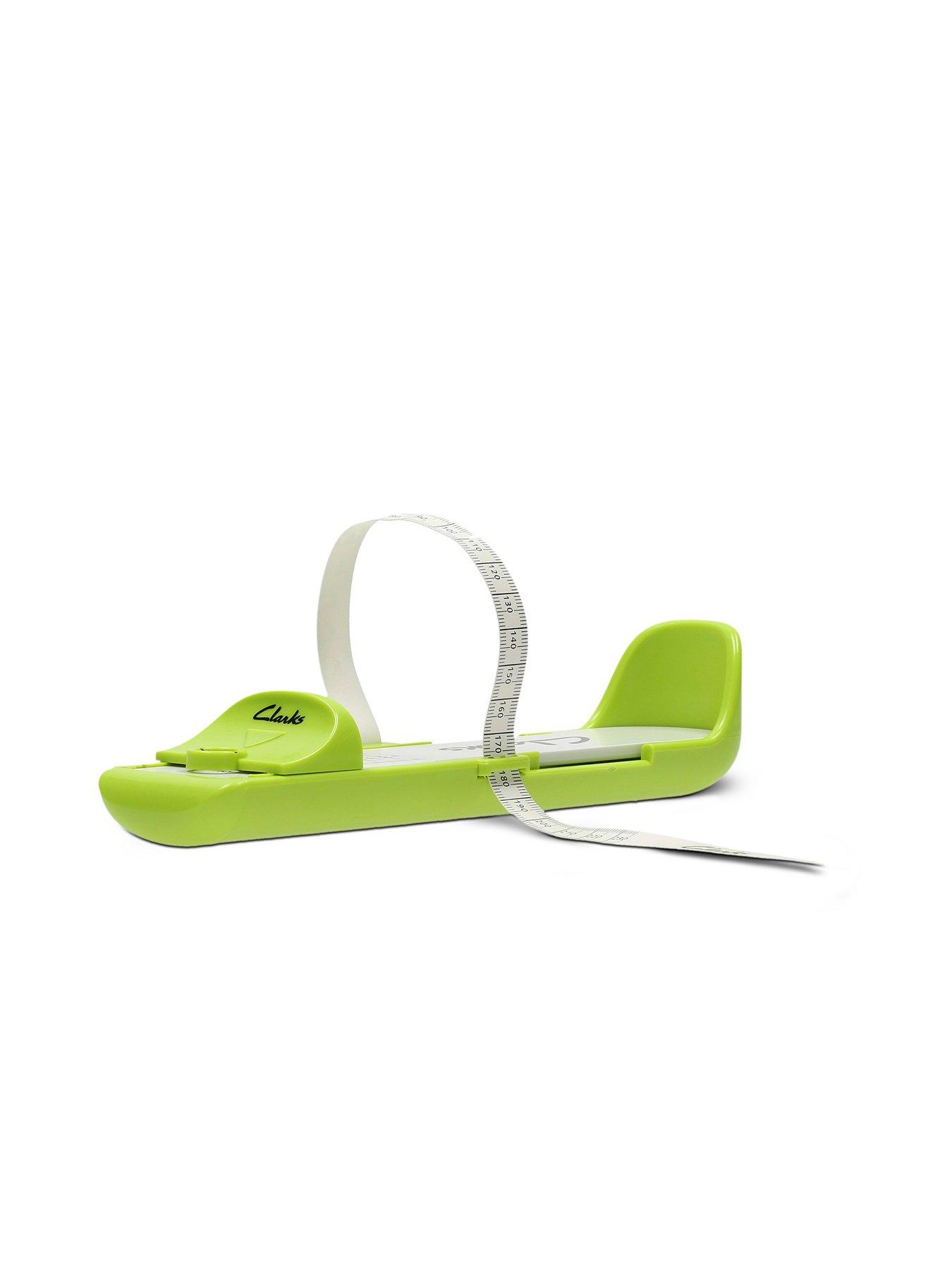 Clarks flip store flops kids green