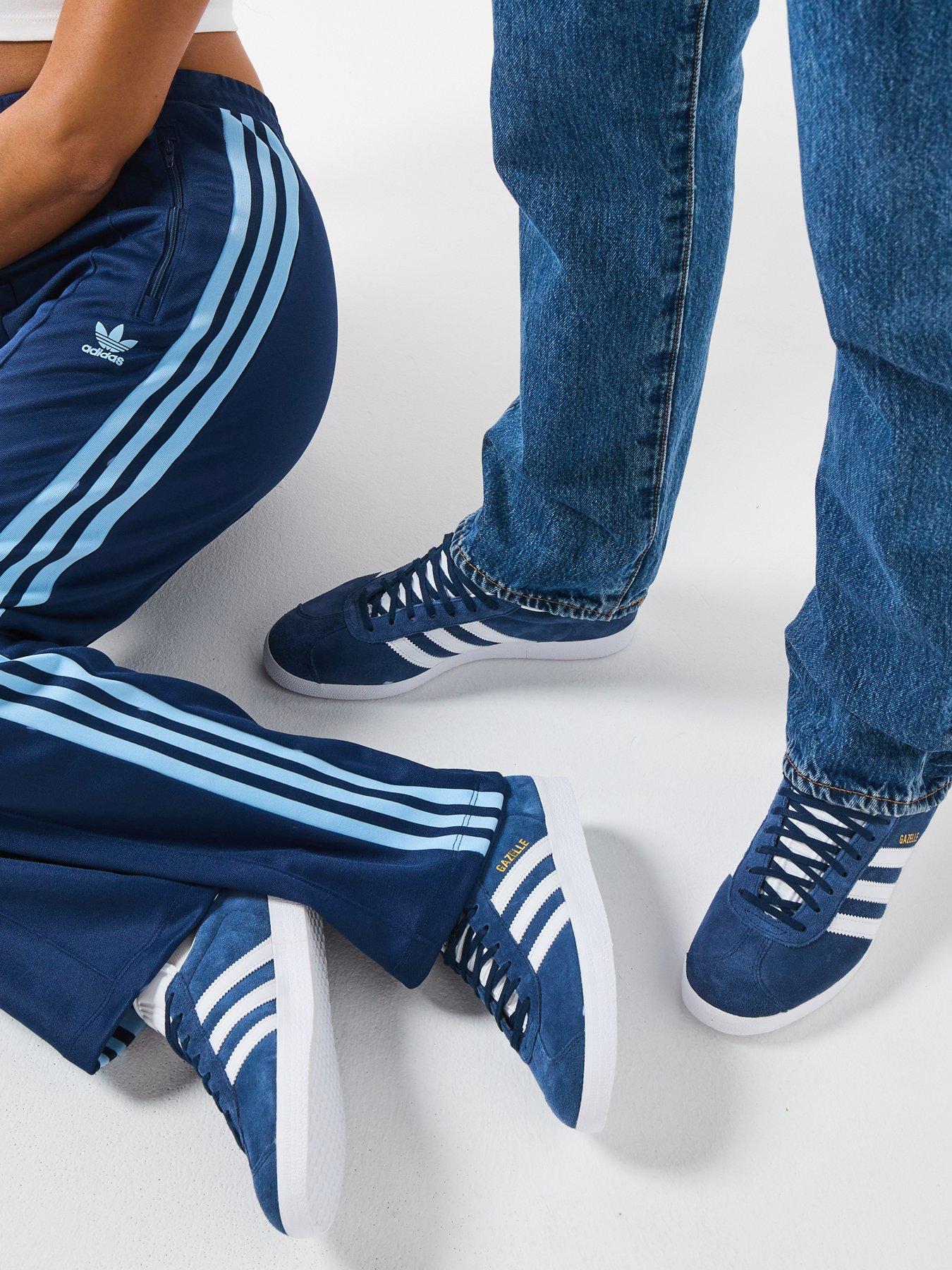 undefined Gazelle Trainers - Navy