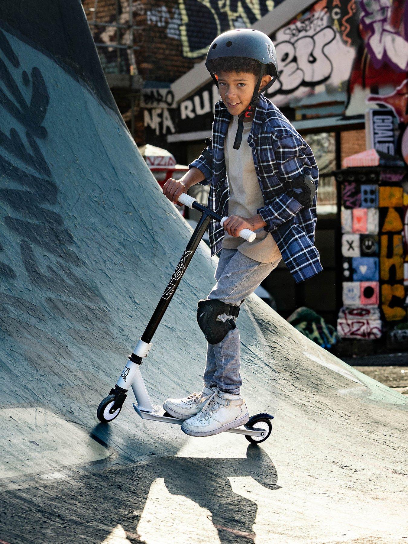 xootz-invert-t-bar-stunt-scooter