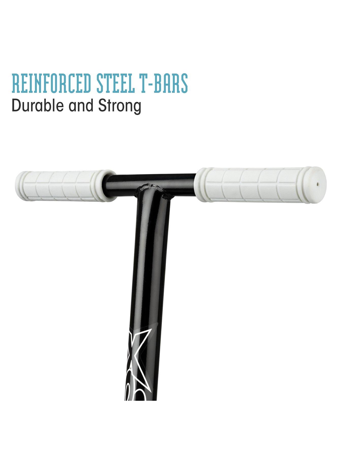 Image 4 of 7 of XOOTZ Invert T-Bar Stunt Scooter