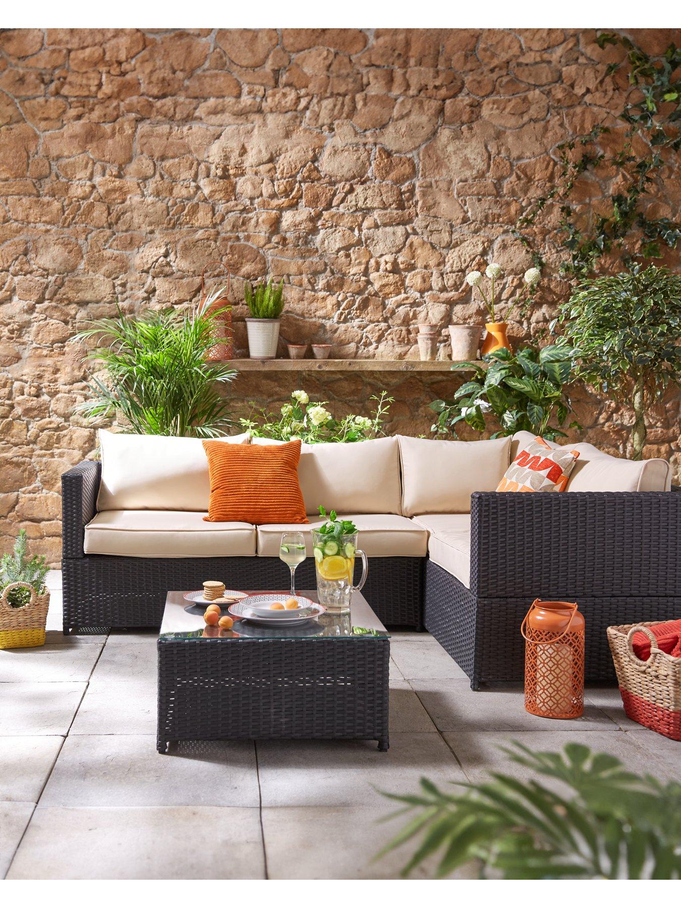 The Very Collection Vancouver 3-Piece Corner Rattan Set
