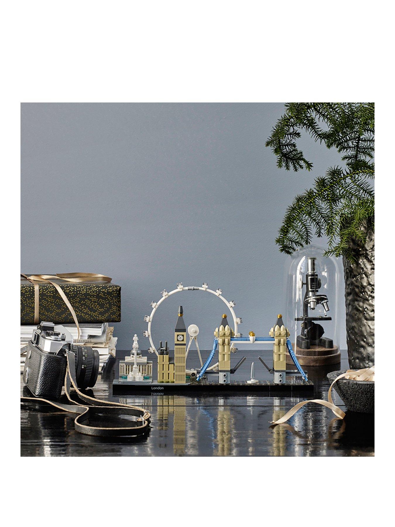 Image 2 of 6 of LEGO Architecture London Skyline Model Building Set 21034