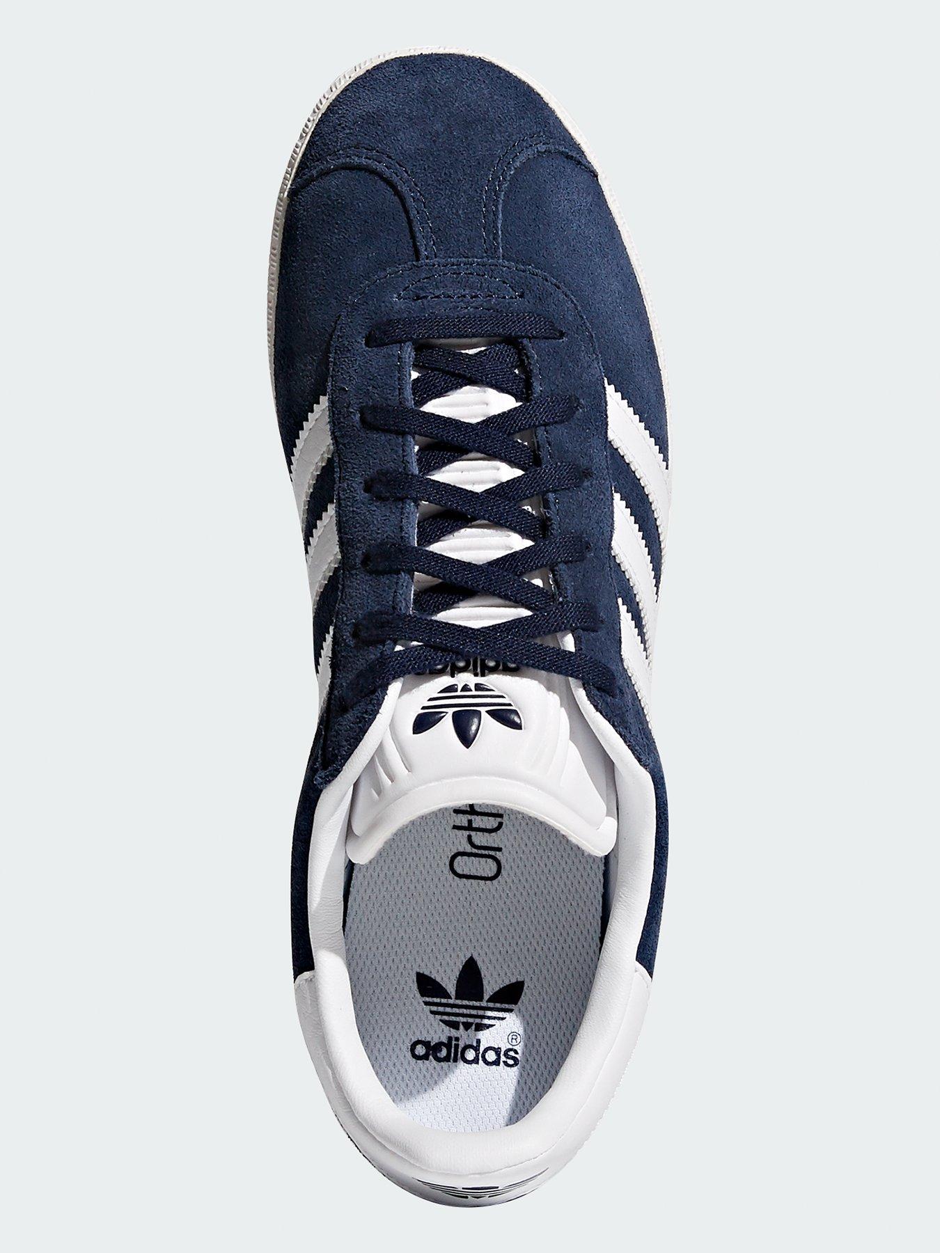 Image 4 of 6 of adidas Originals Unisex Junior Gazelle Trainers - Navy