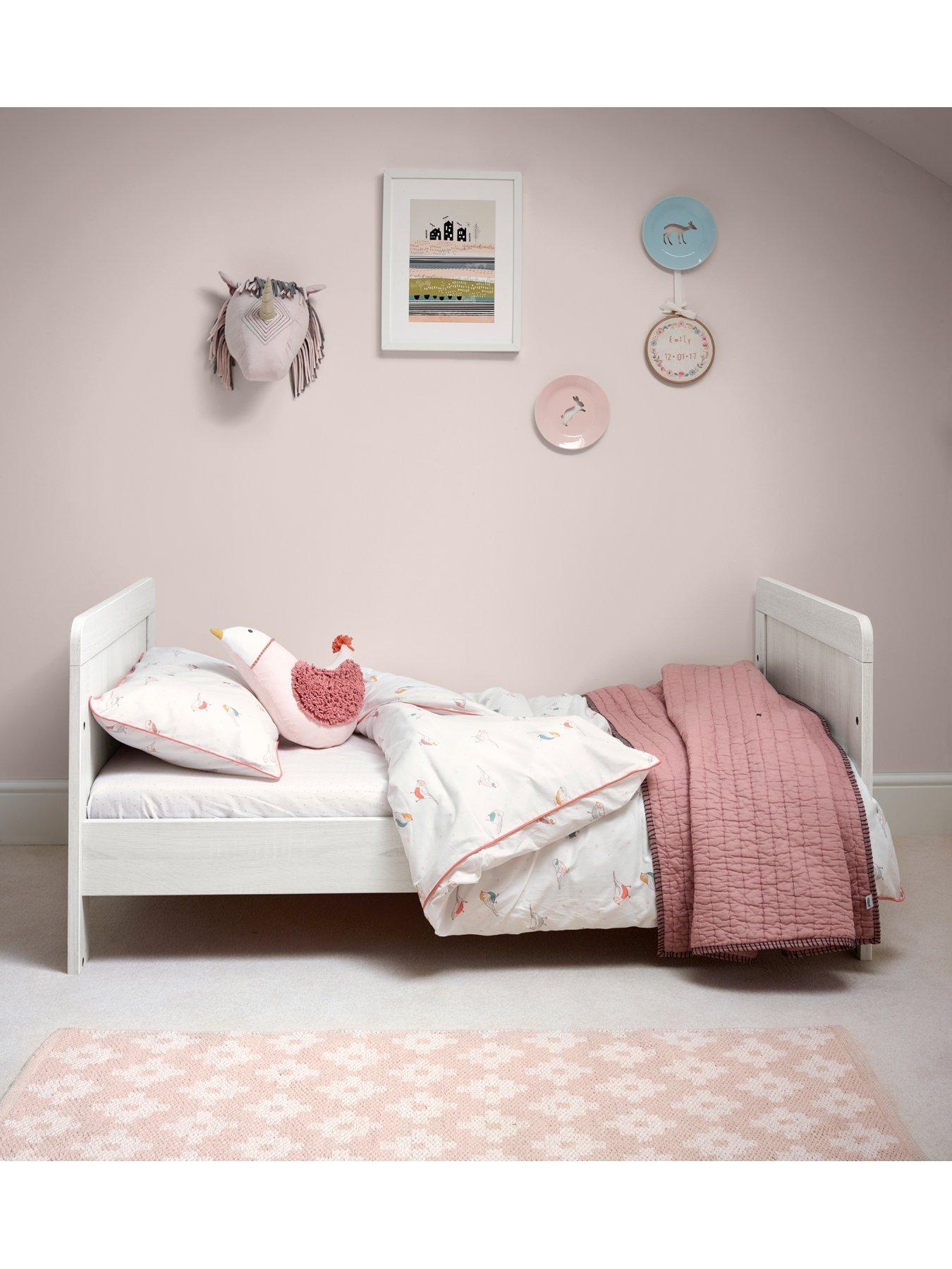  image of mamas-papas-atlas-cot-bed