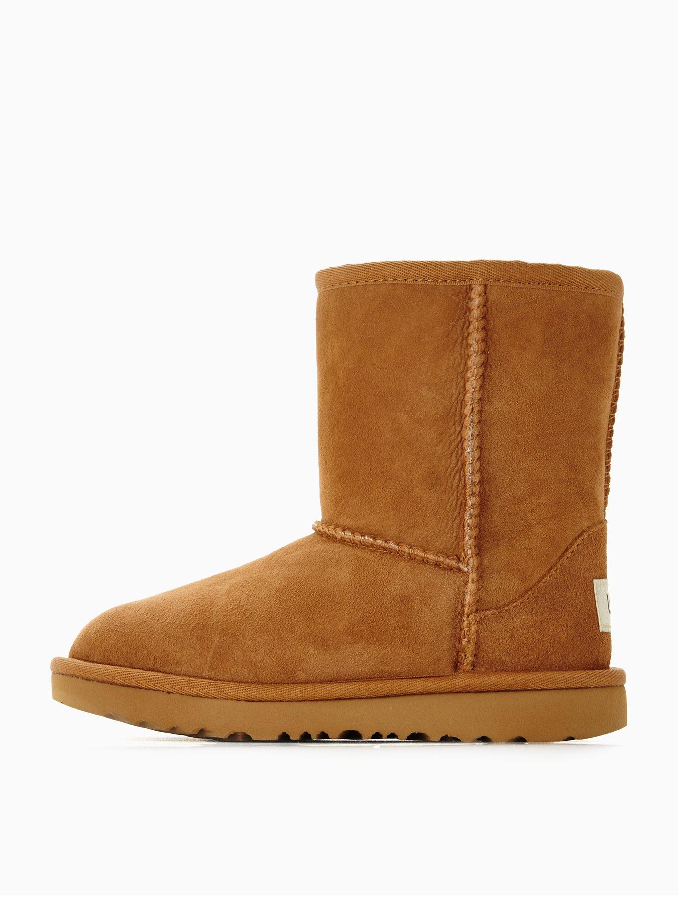 Image 3 of 5 of UGG Kids Classic Ii Boot - Chestnut