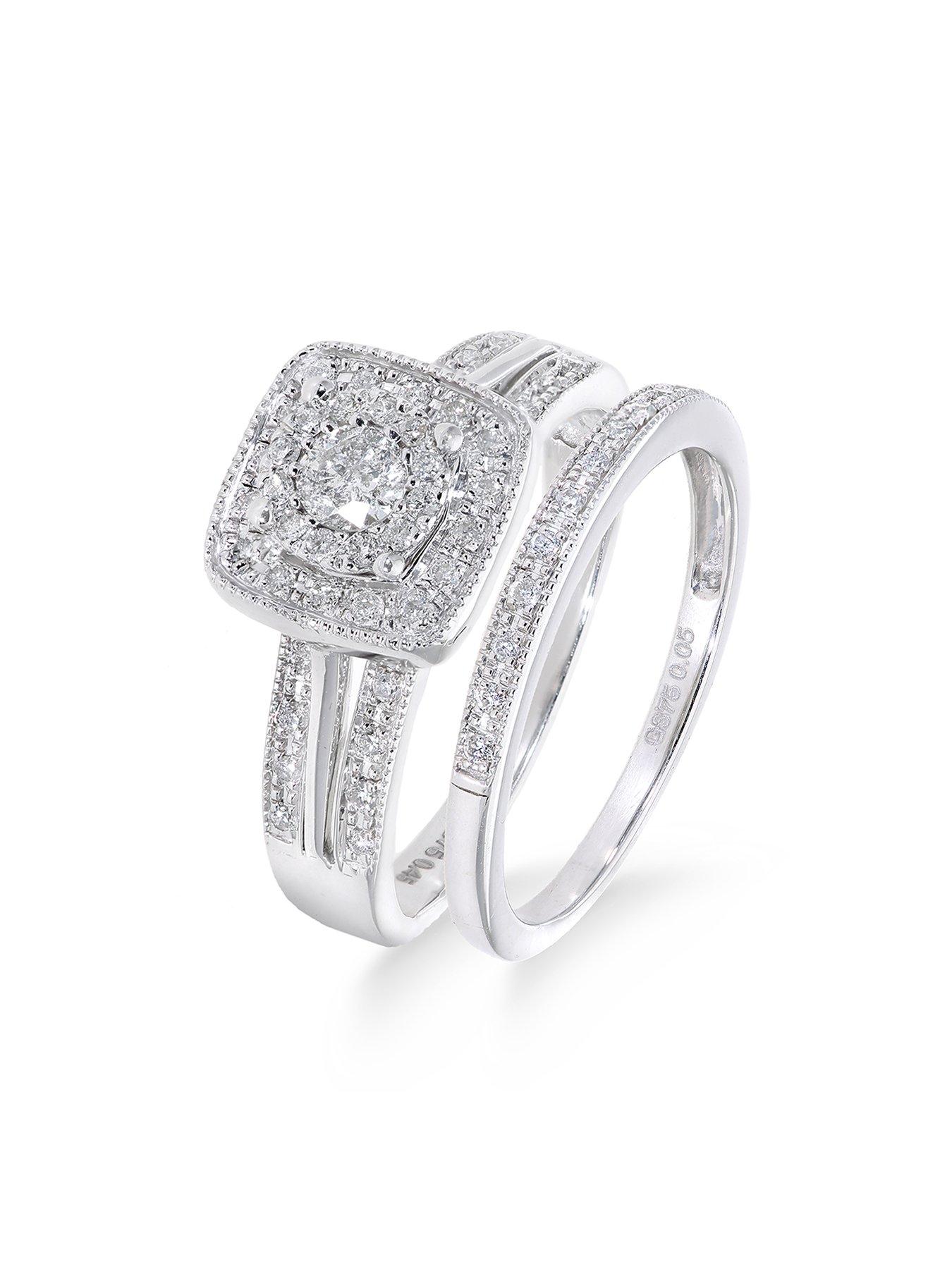 Square wedding rings with on sale diamonds