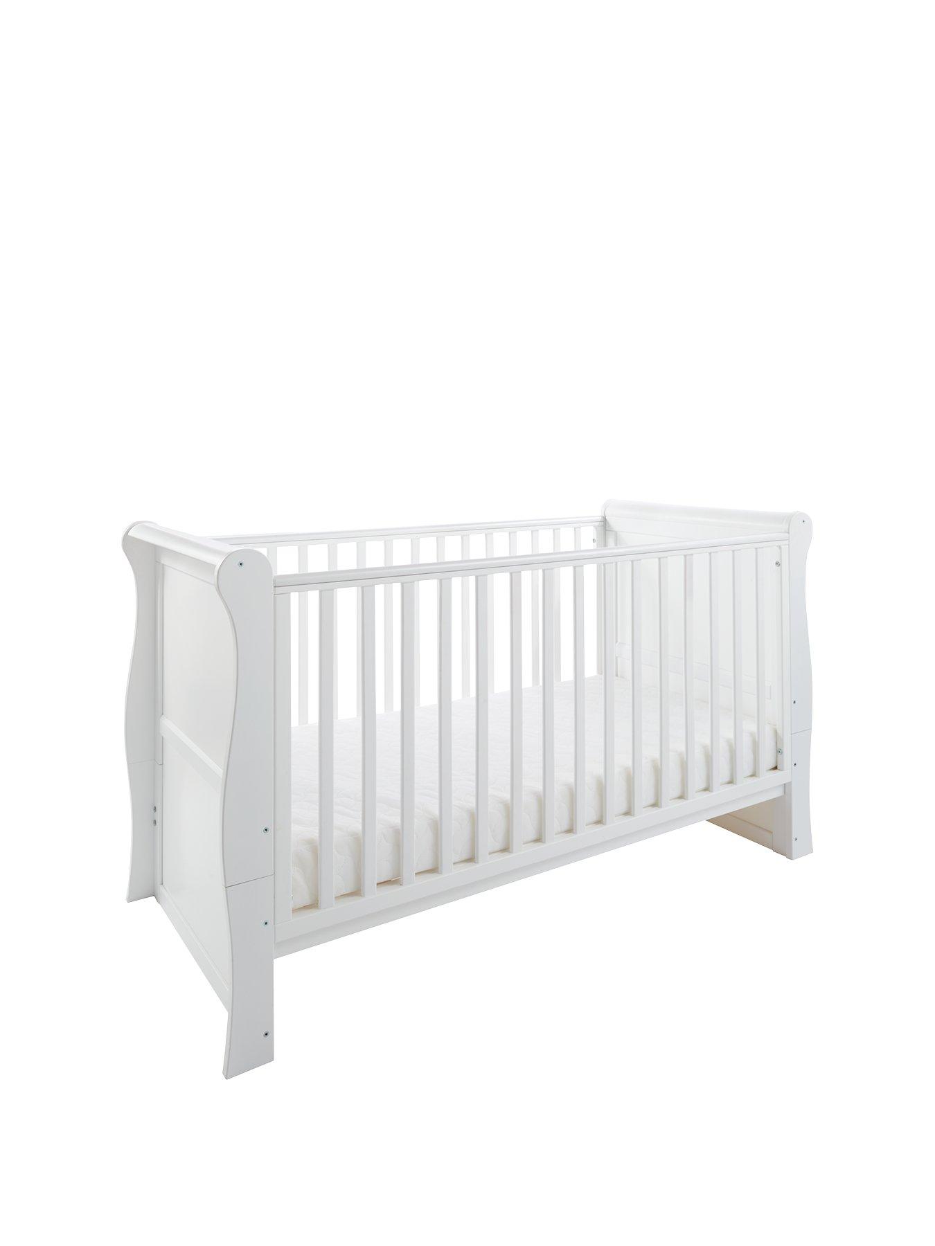 little acorns sleigh 6 piece nursery room set